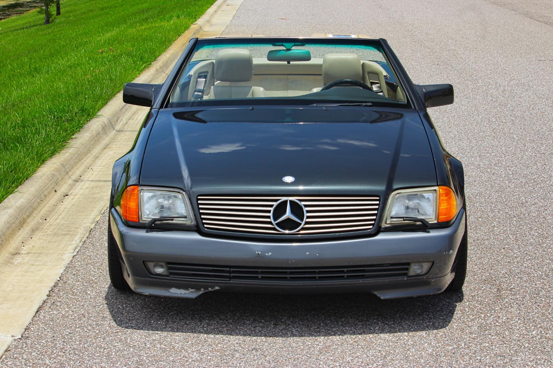 1992 Mercedes-Benz 500 SL 32