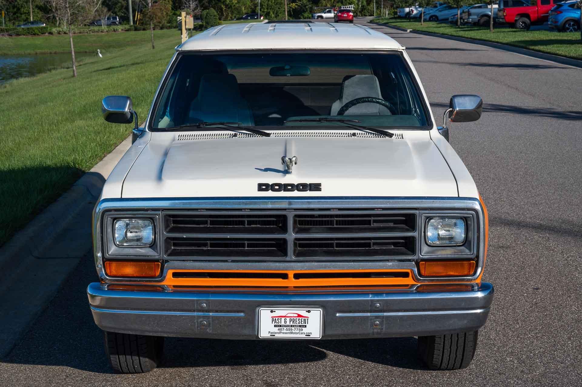 1990 Dodge Ramcharger 109