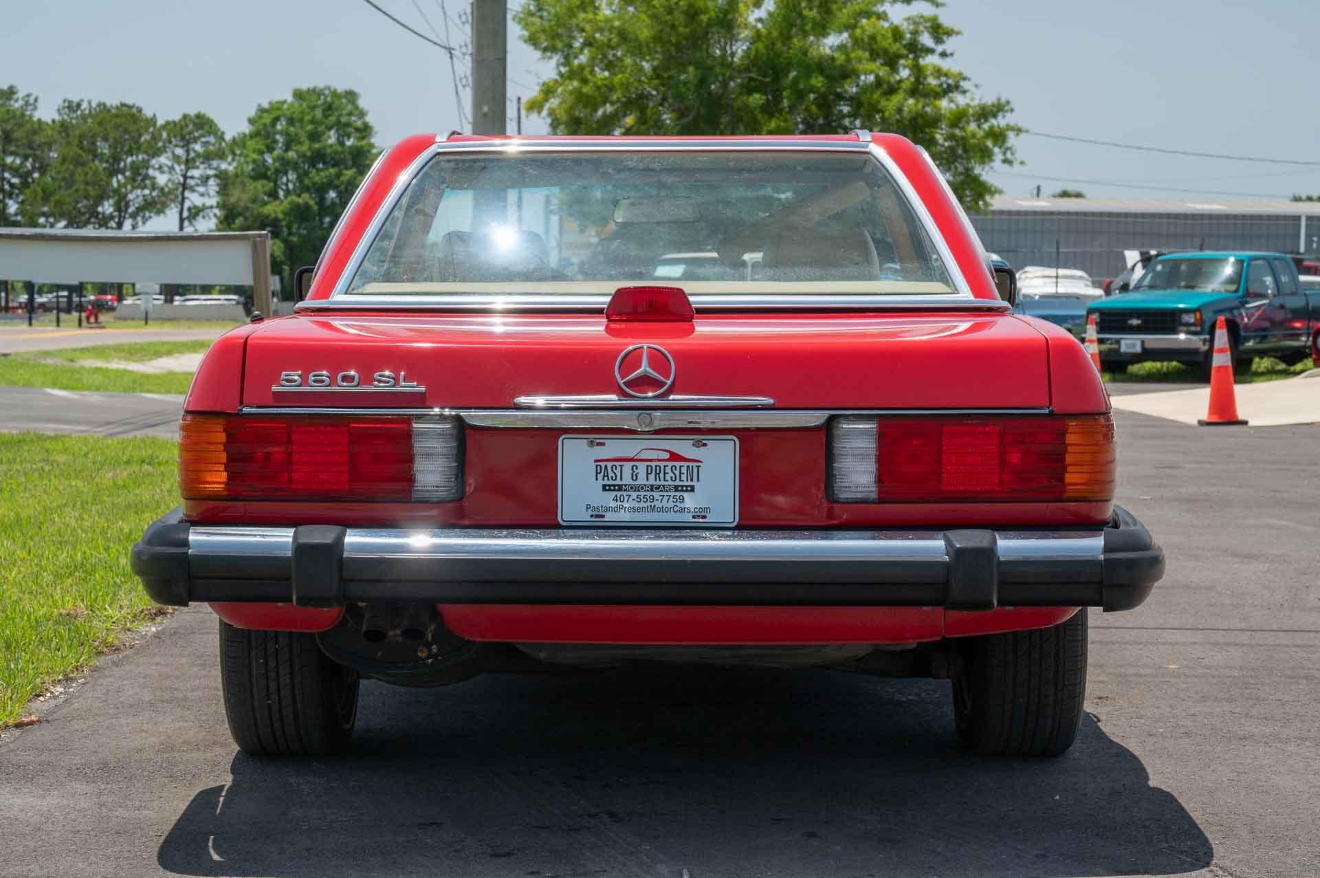 1987 Mercedes SL560 4
