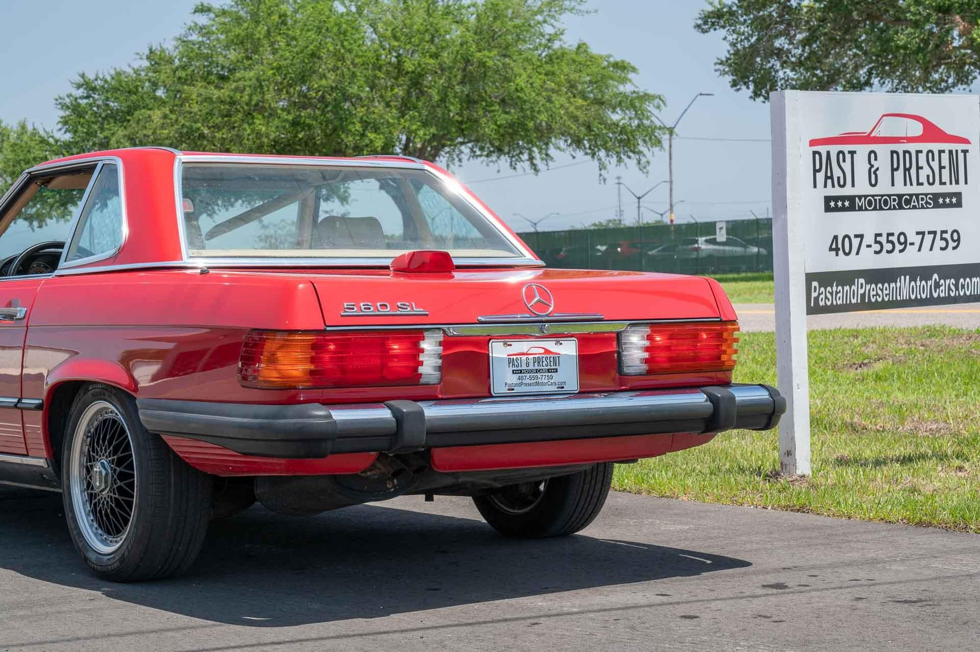 1987 Mercedes SL560 16