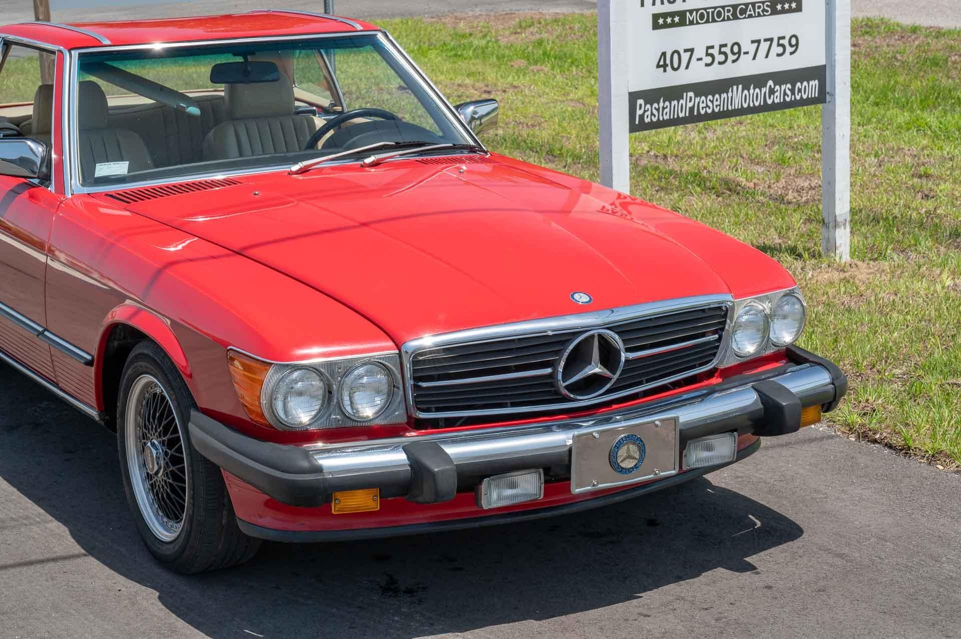 1987 Mercedes SL560 24