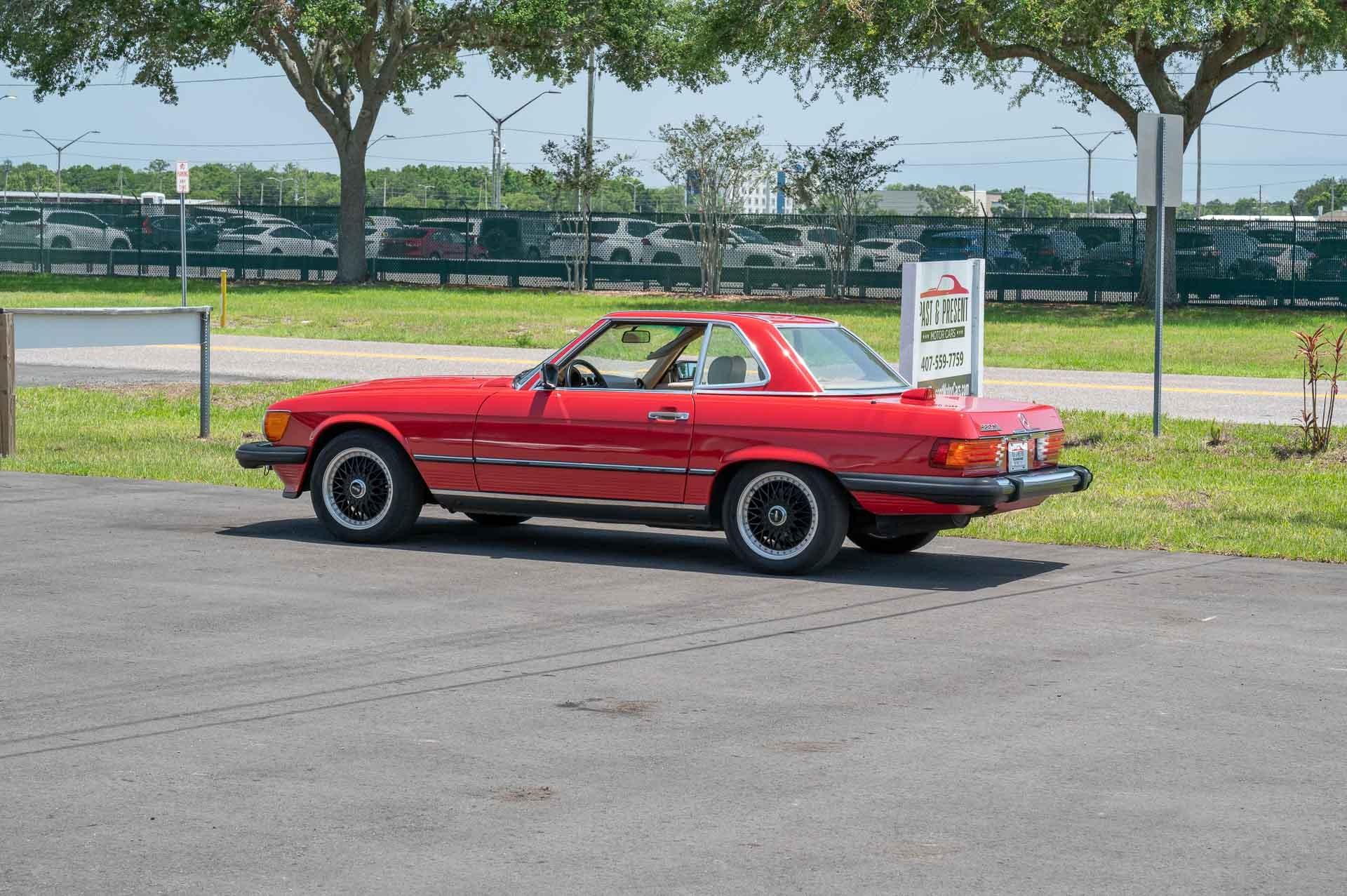 1987 Mercedes SL560 14