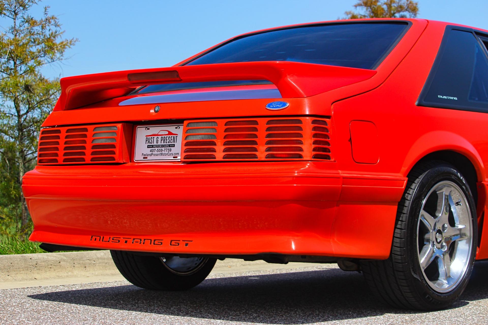 1993 Ford Mustang GT 41