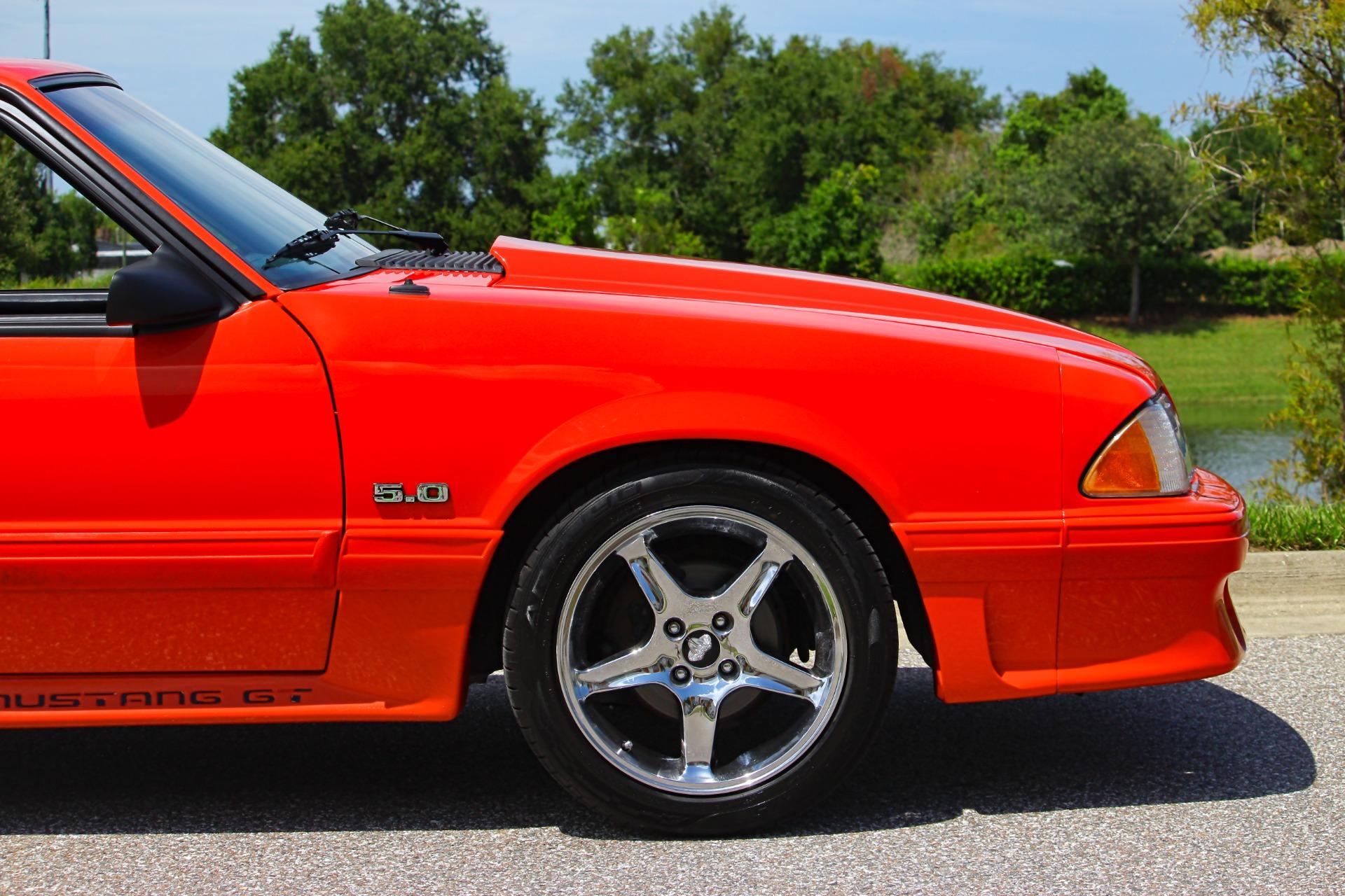 1993 Ford Mustang GT 37