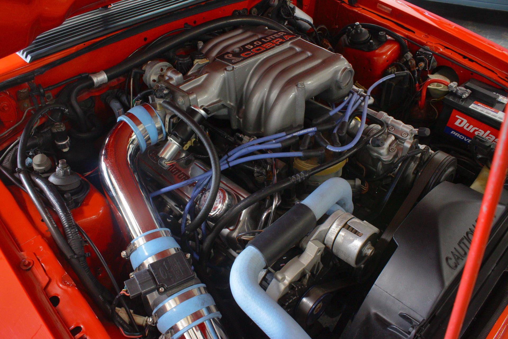 1993 Ford Mustang GT 12