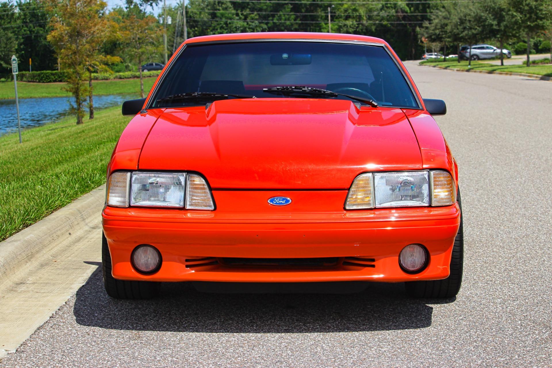 1993 Ford Mustang GT 28