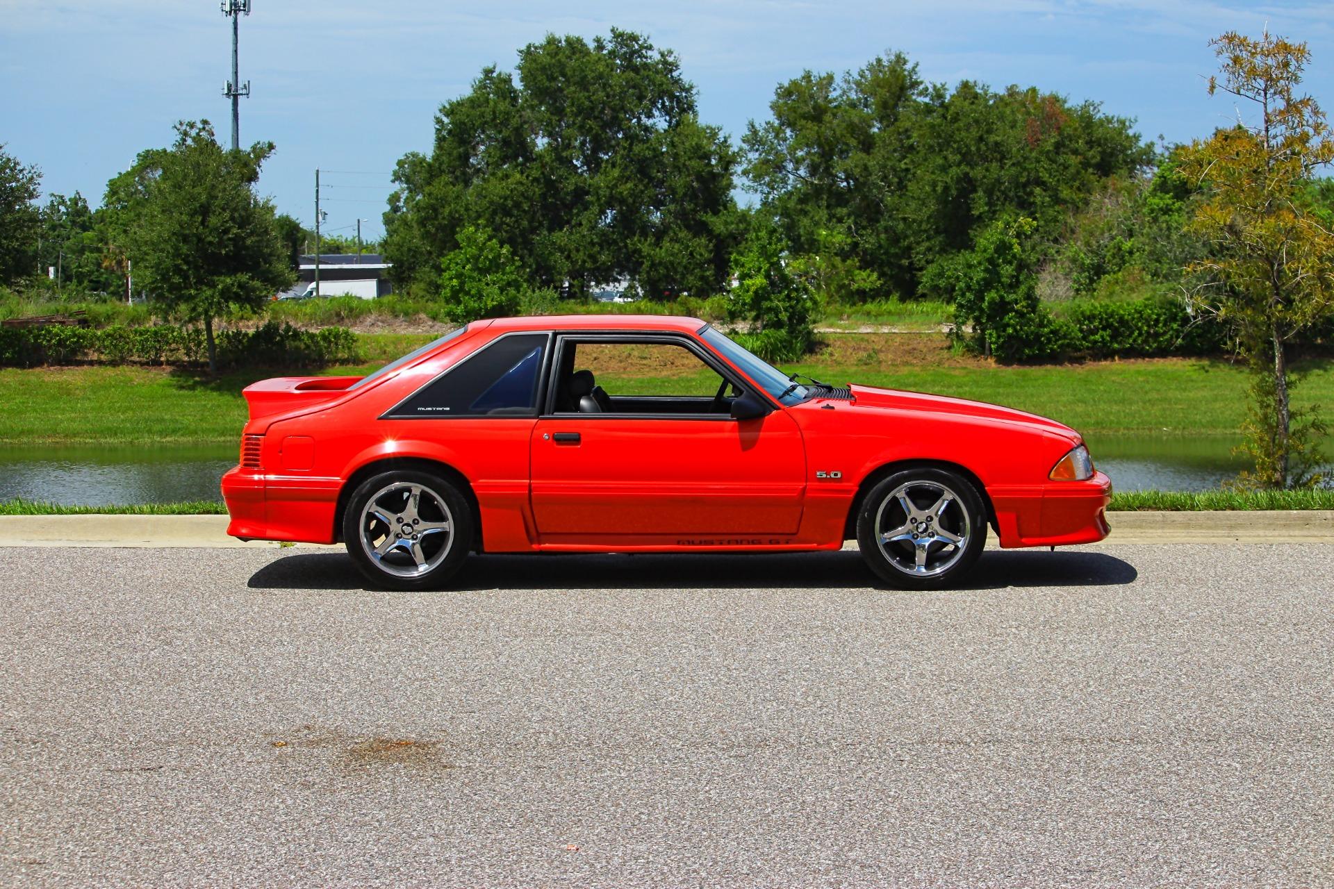 1993 Ford Mustang GT 6