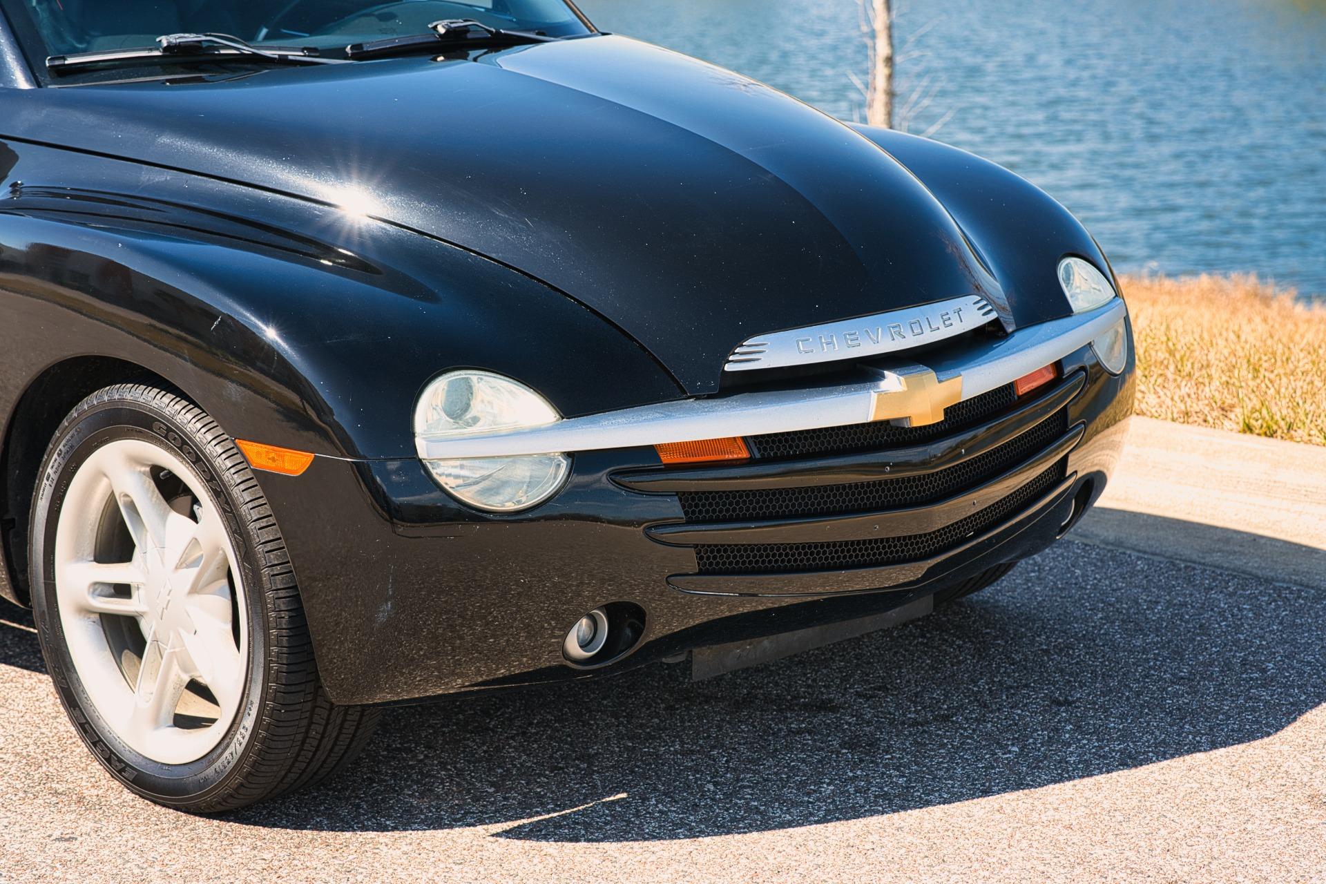 2004 Chevrolet SSR 46
