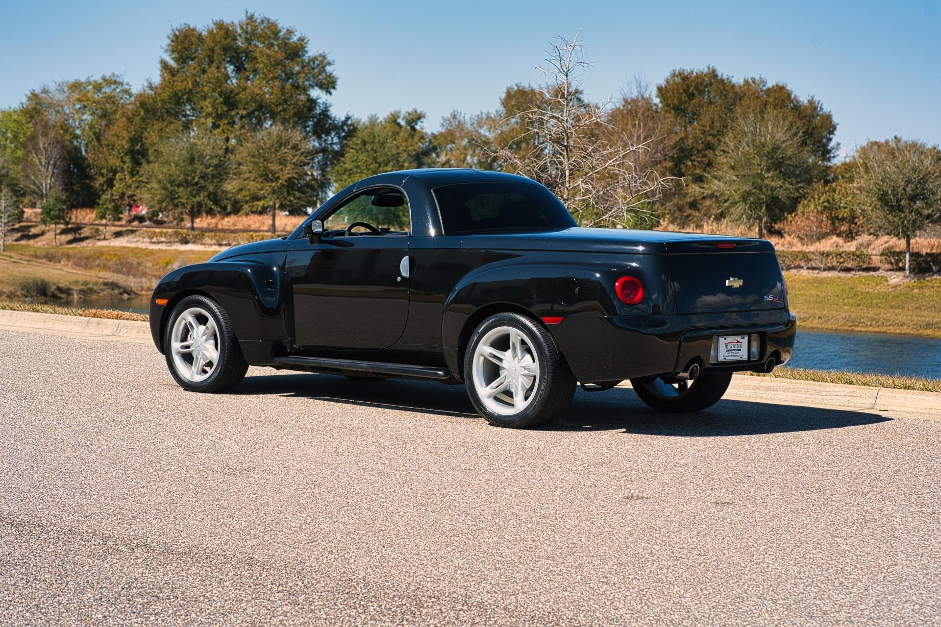 2004 Chevrolet SSR 3