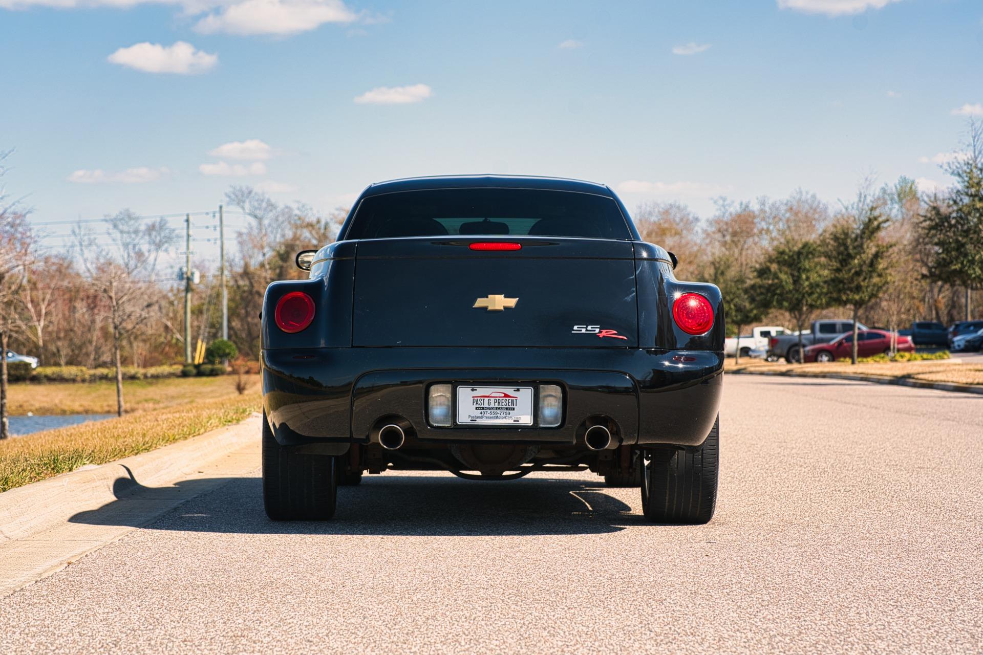 2004 Chevrolet SSR 4