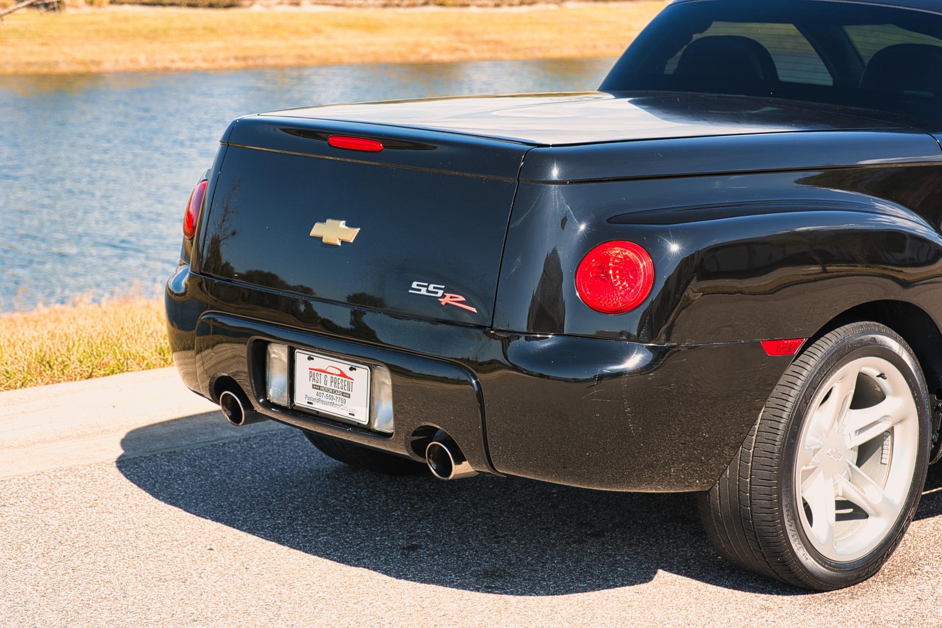 2004 Chevrolet SSR 42