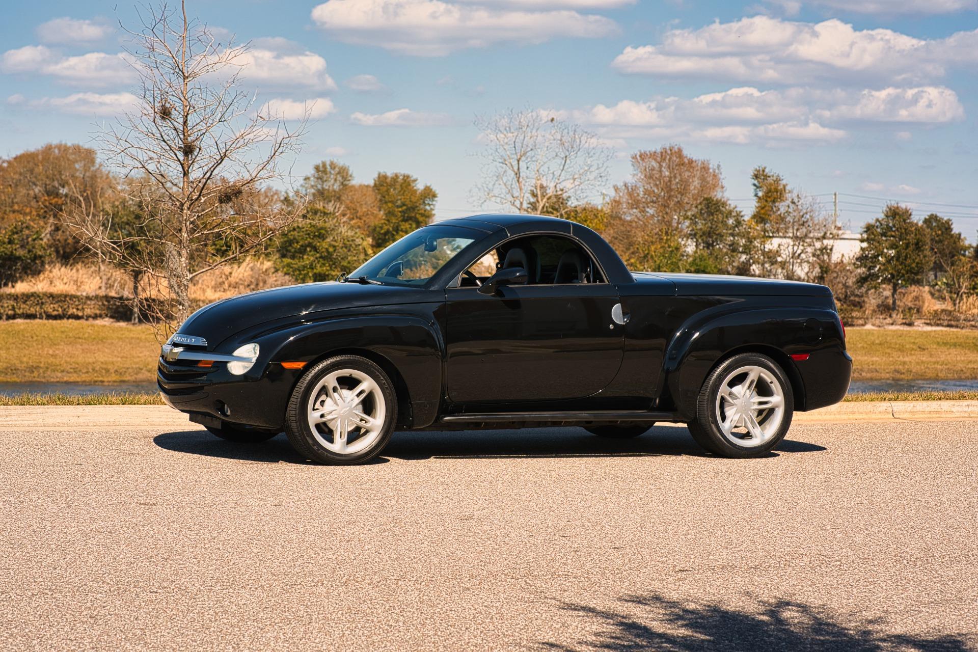 2004 Chevrolet SSR 16