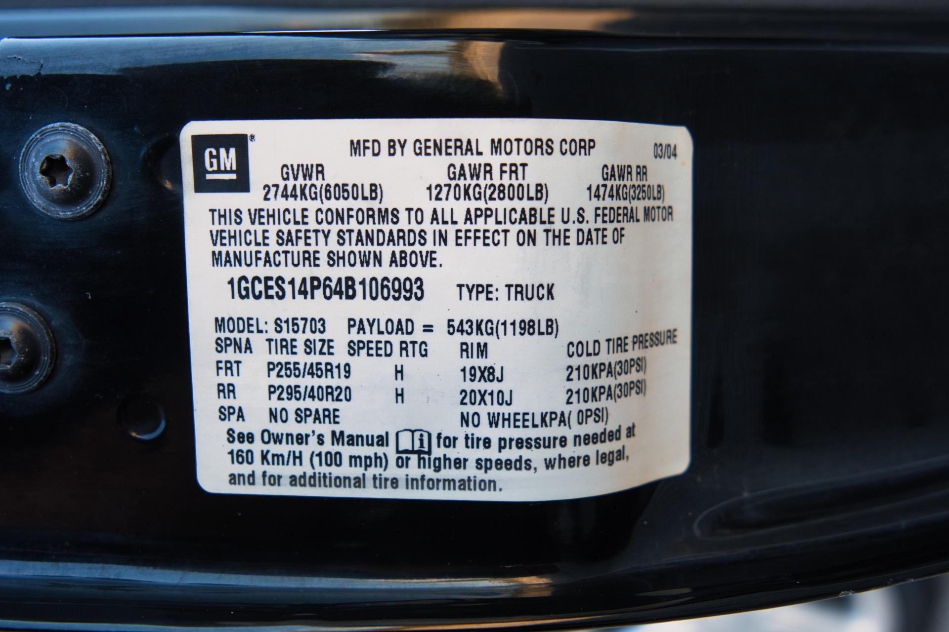 2004 Chevrolet SSR 63