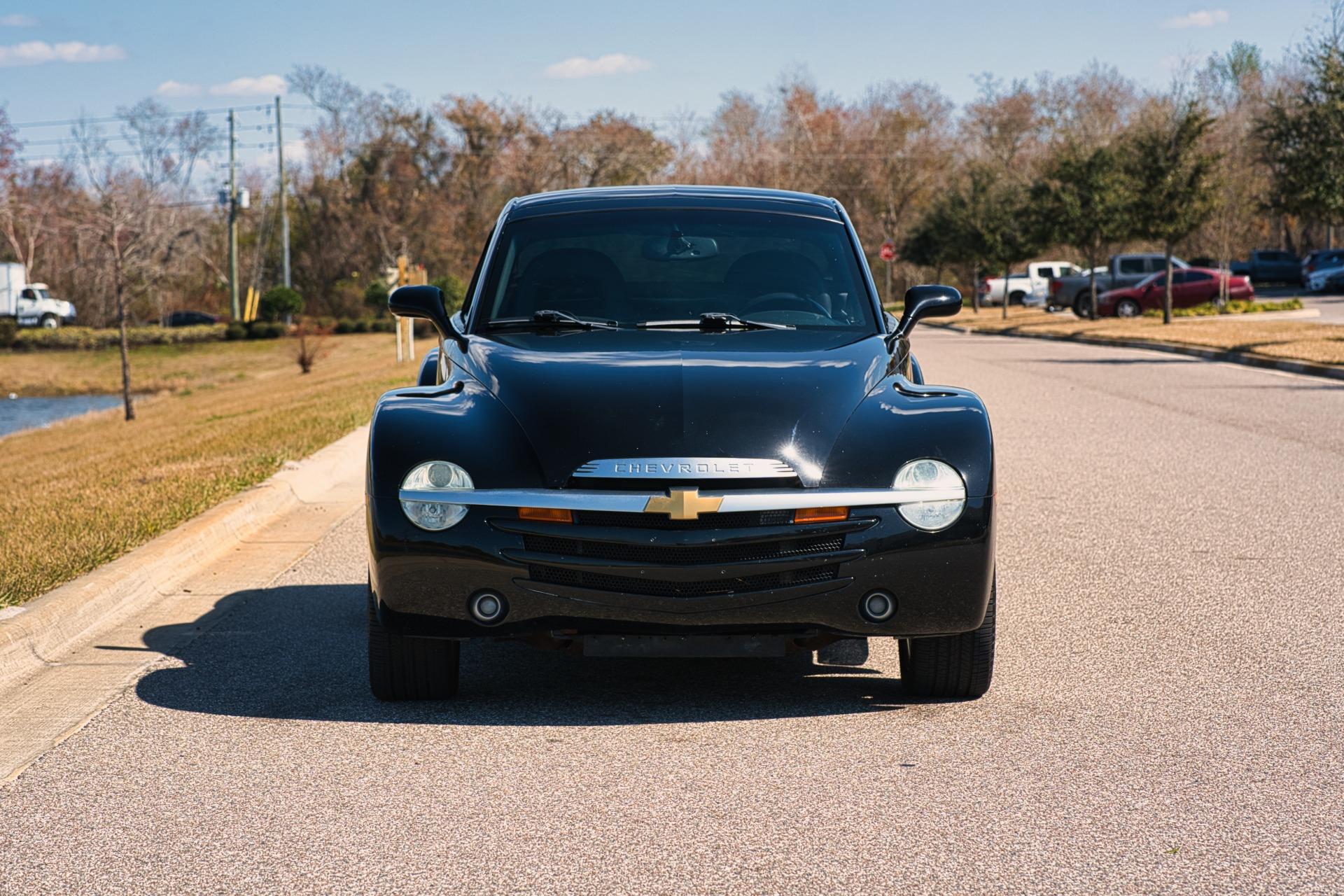 2004 Chevrolet SSR 9