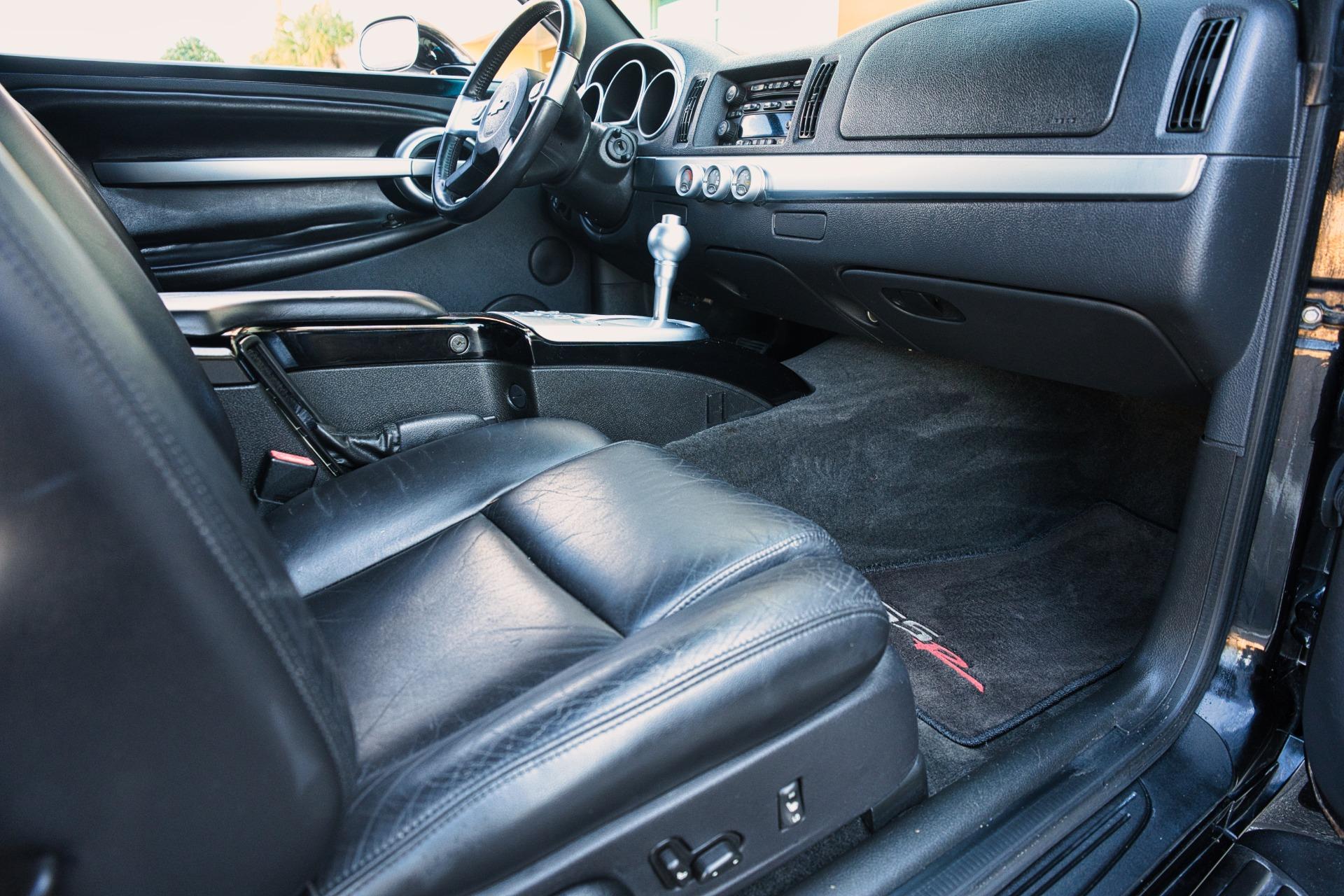 2004 Chevrolet SSR 11