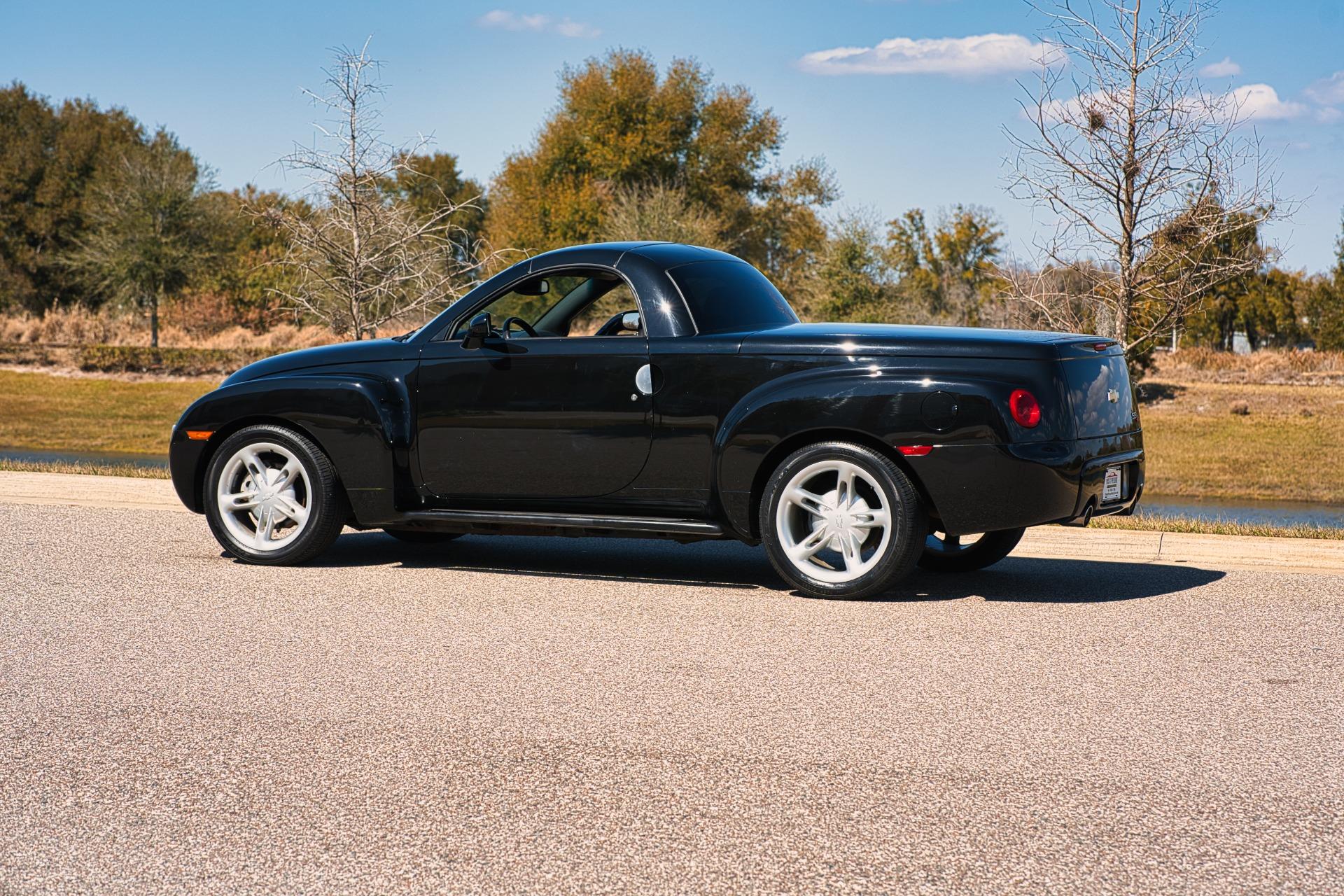 2004 Chevrolet SSR 17