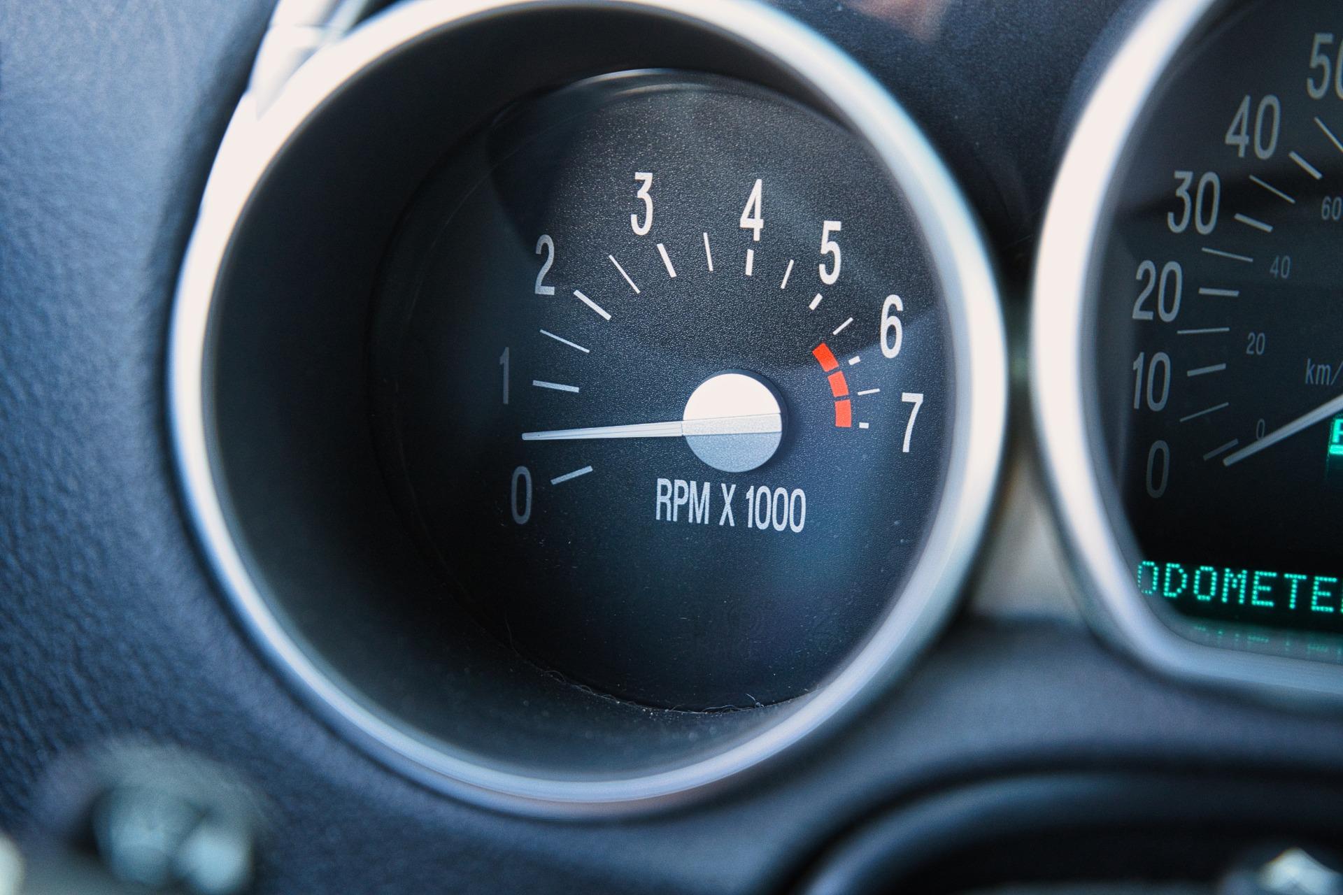 2004 Chevrolet SSR 76