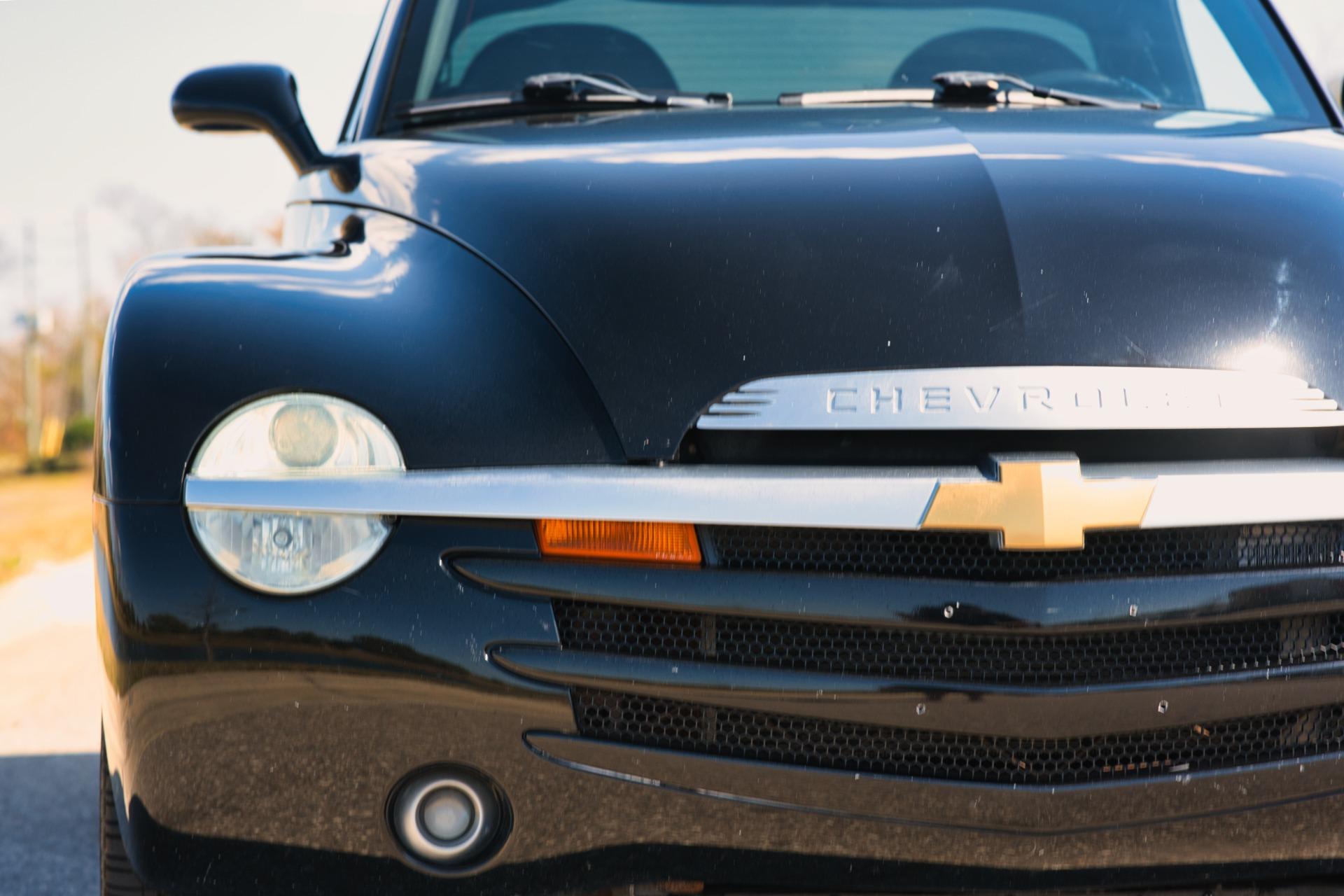 2004 Chevrolet SSR 22