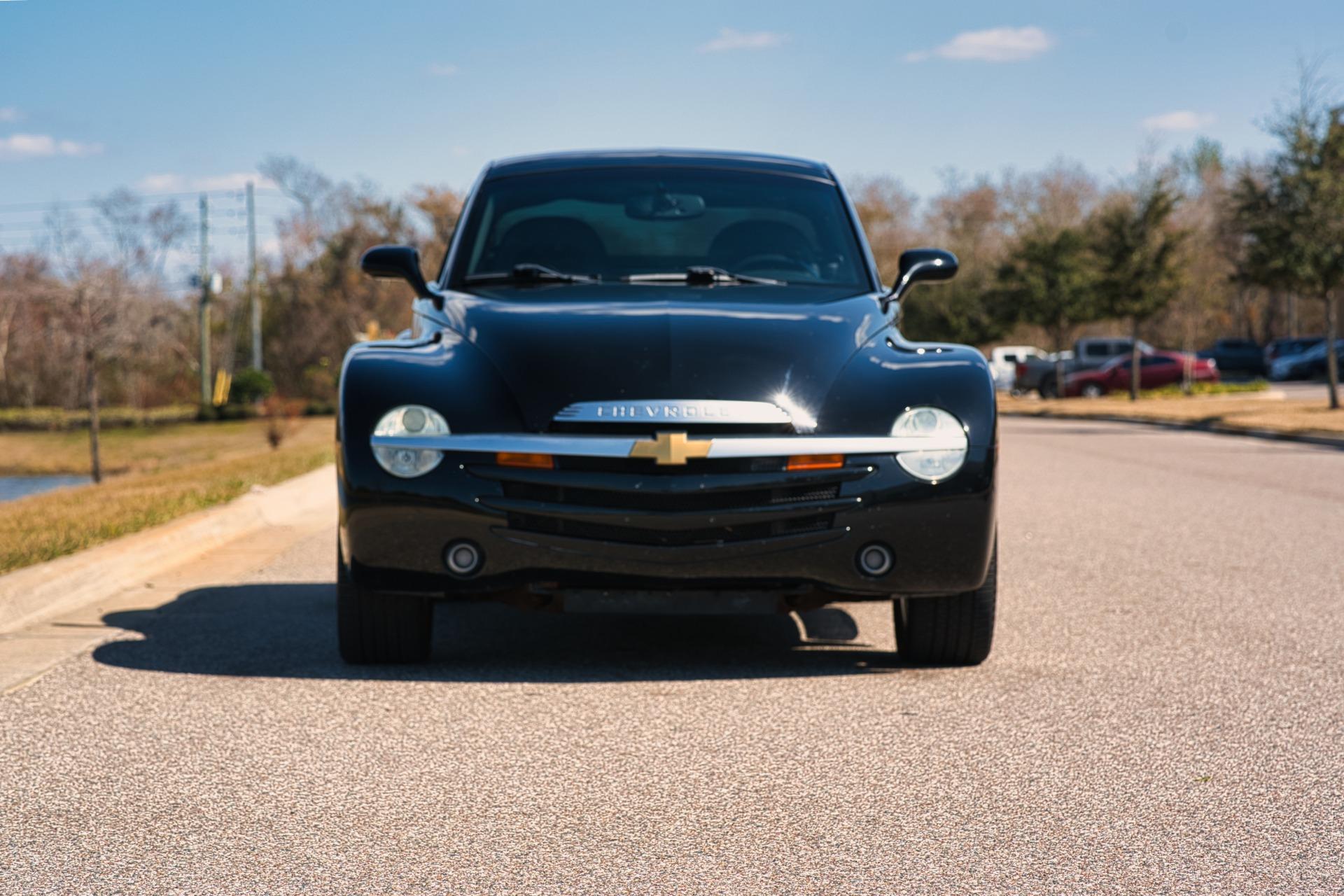 2004 Chevrolet SSR 21