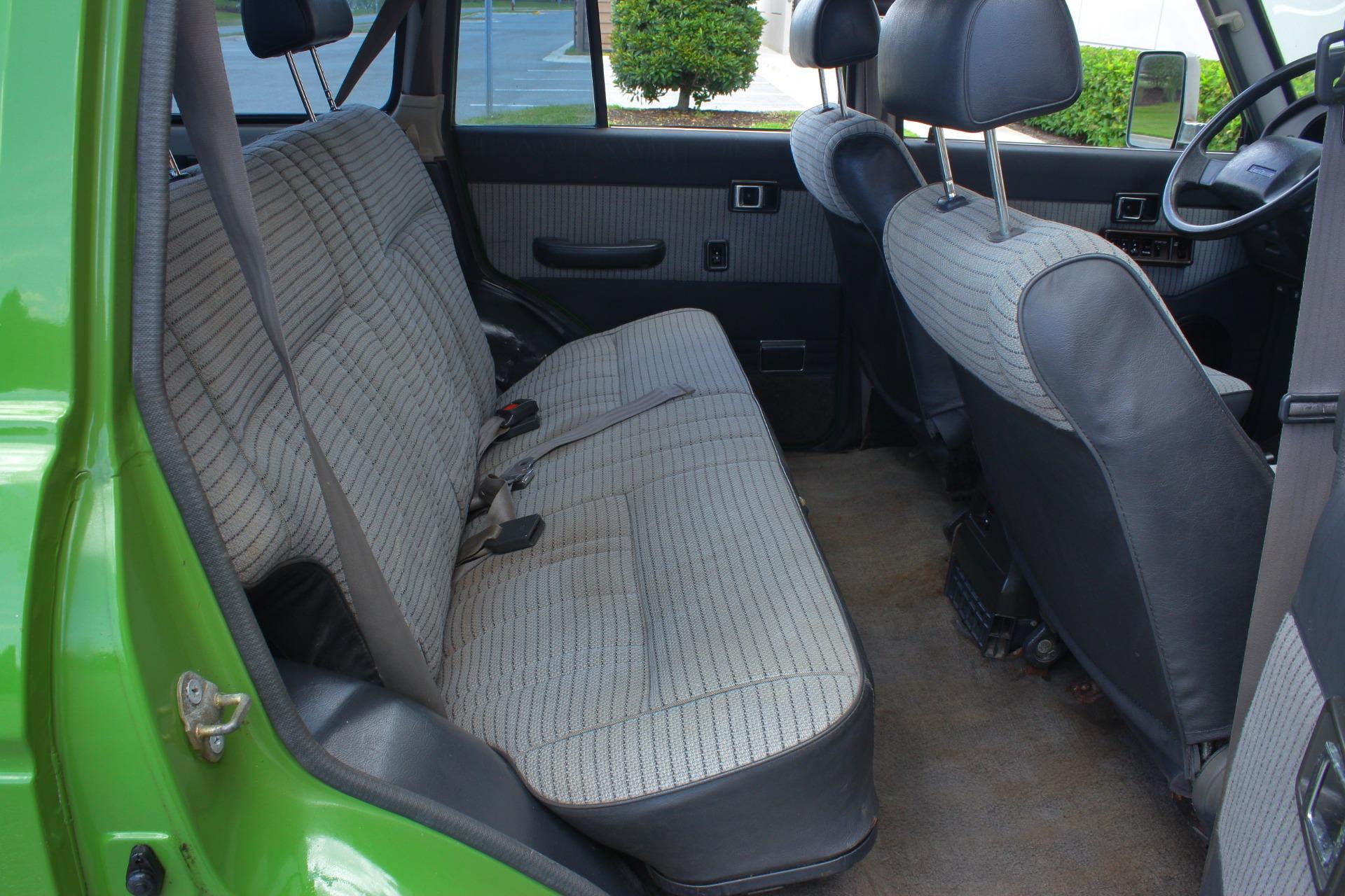 1990 Toyota Land Cruiser 11