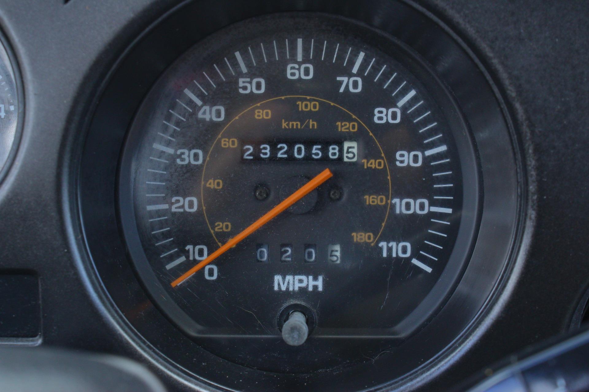 1990 Toyota Land Cruiser 82