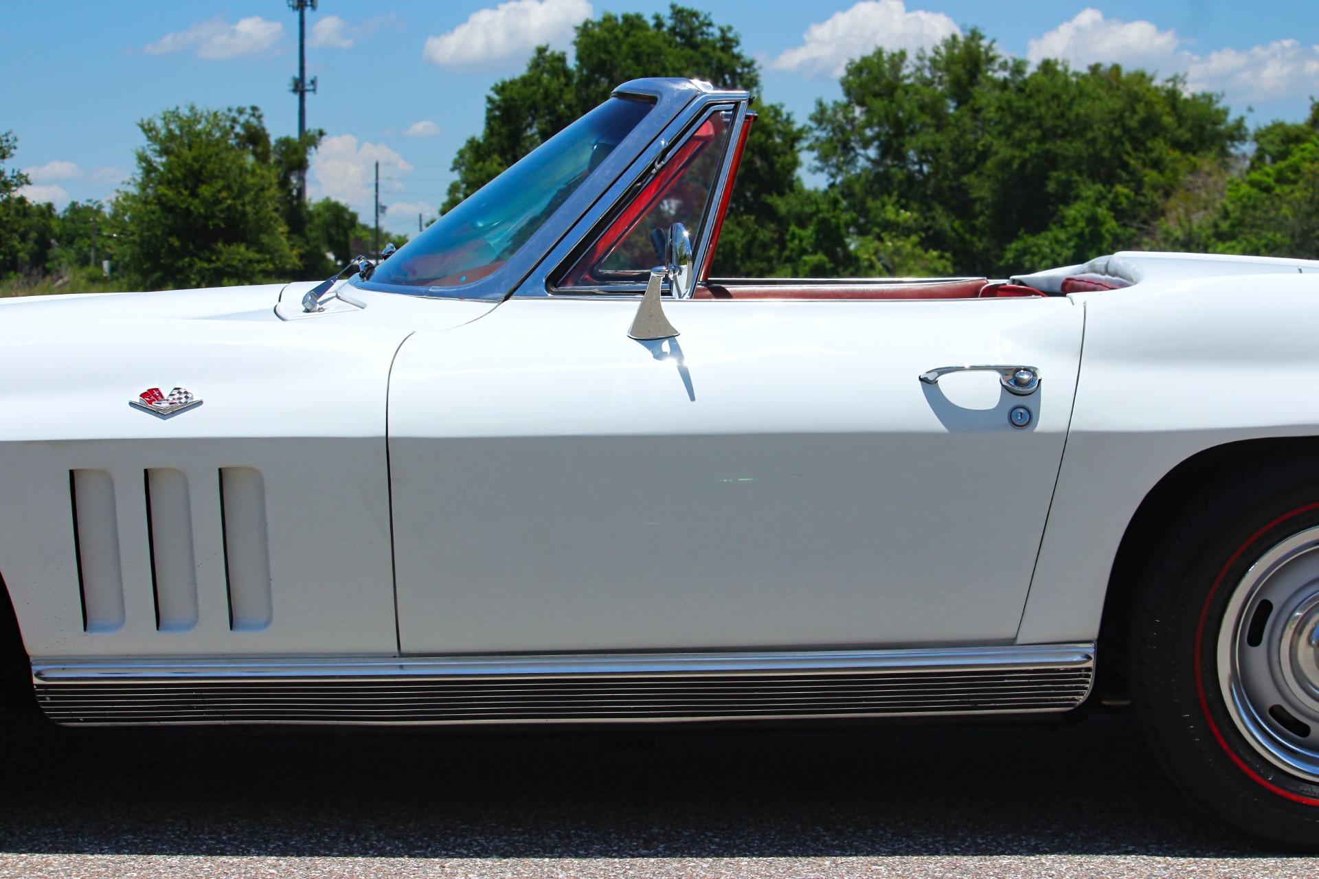 1966 Chevrolet Corvette 28