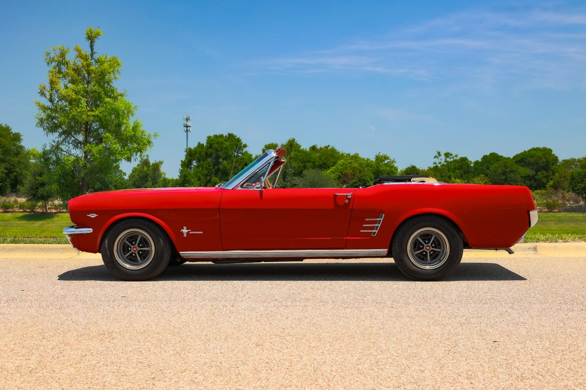 1966 Ford Mustang 2