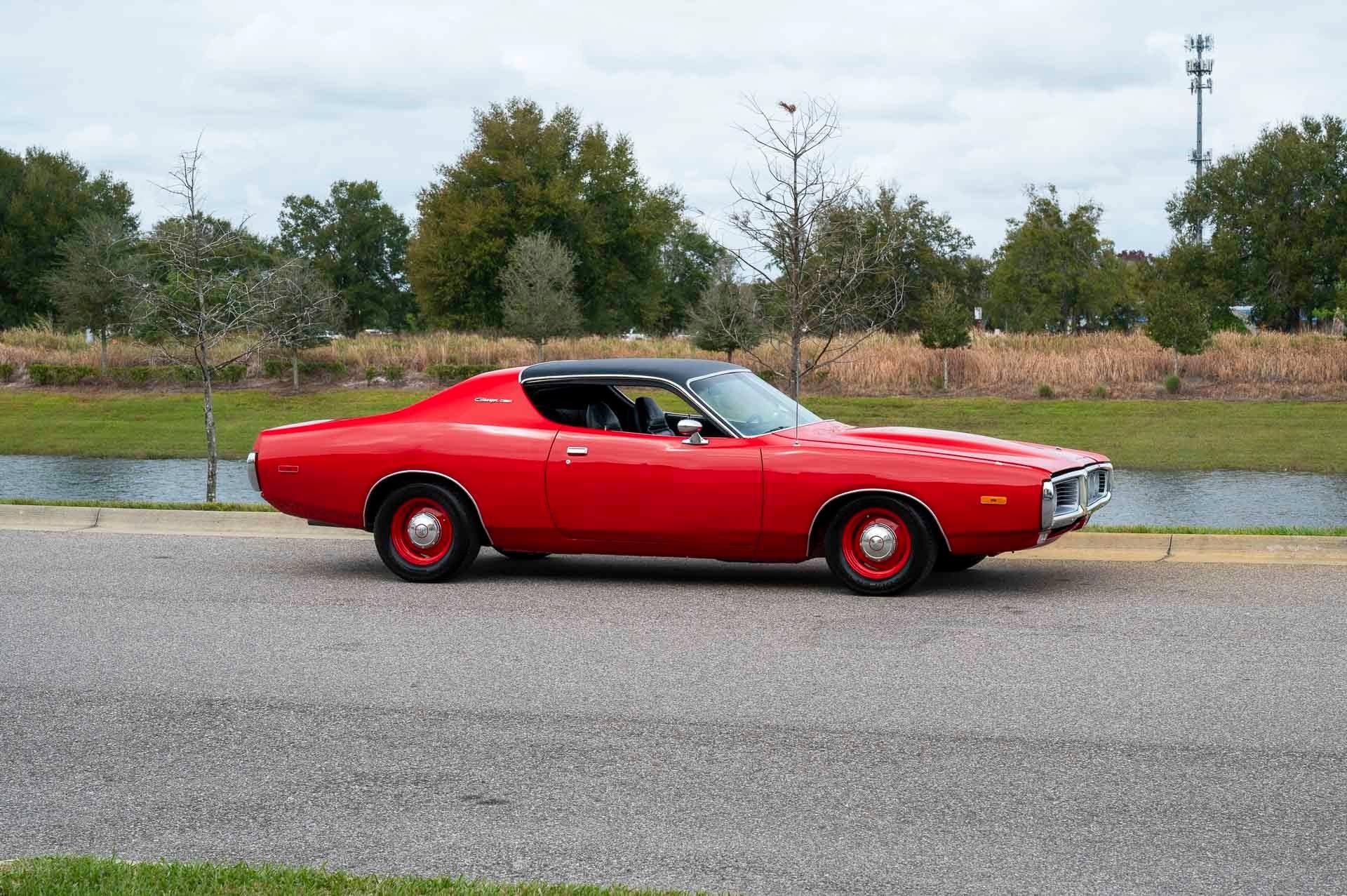 1972 Dodge Charger 29