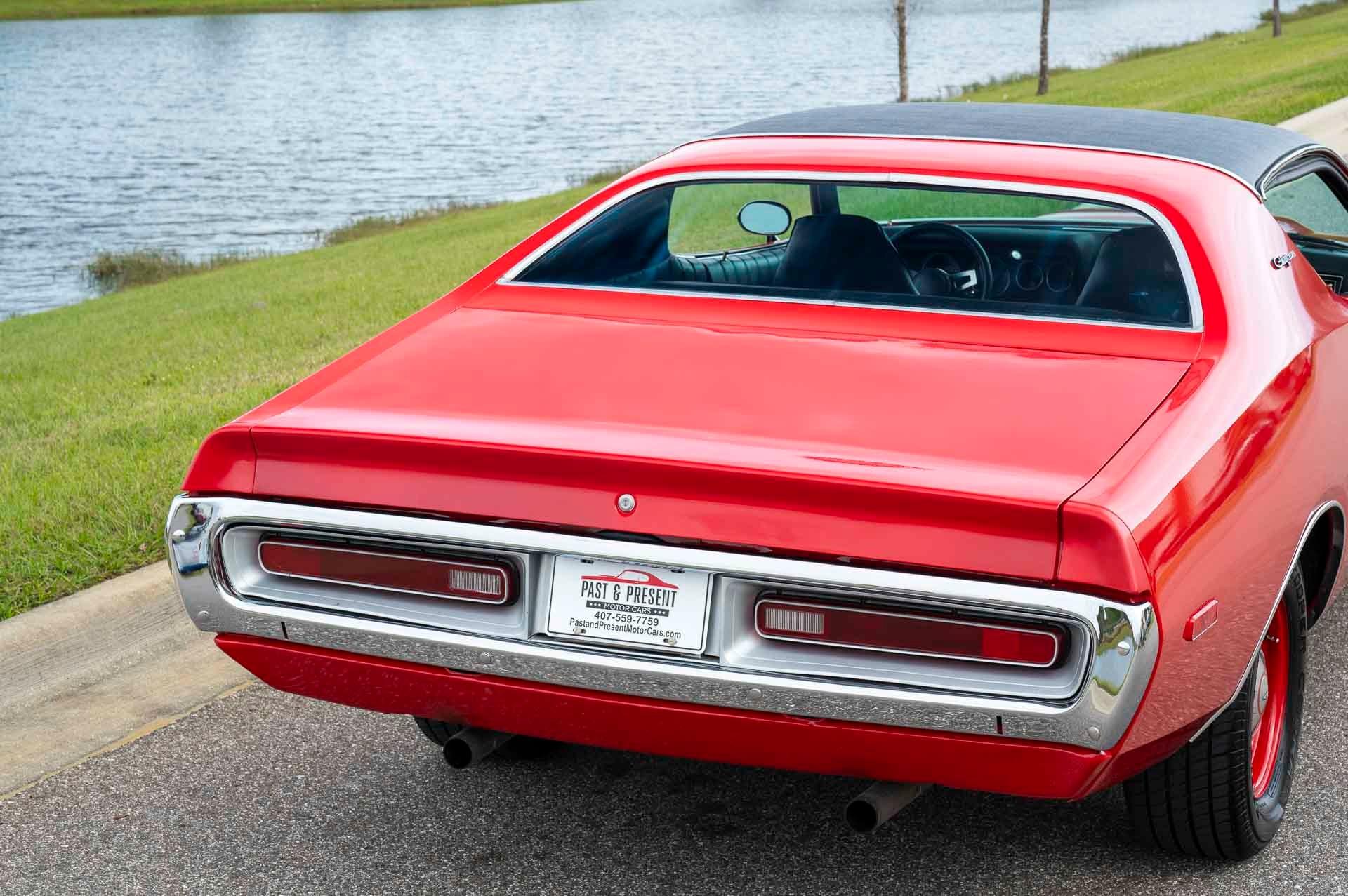 1972 Dodge Charger 37