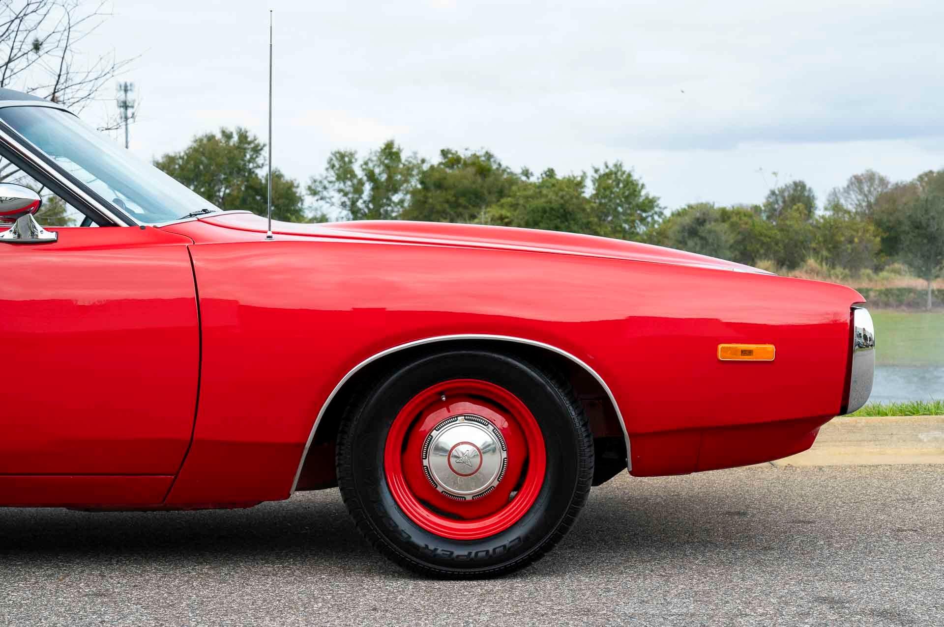 1972 Dodge Charger 34