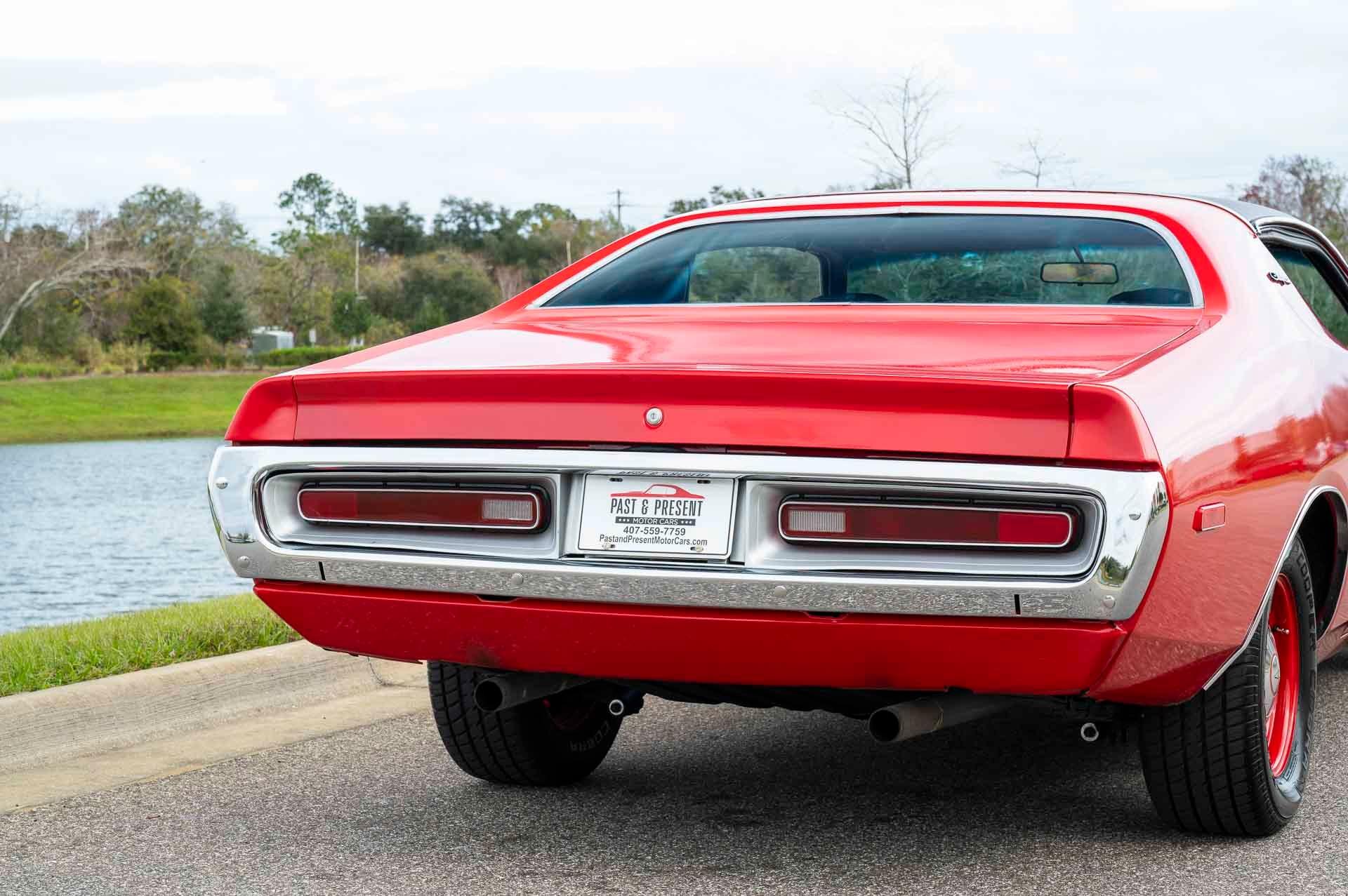 1972 Dodge Charger 38