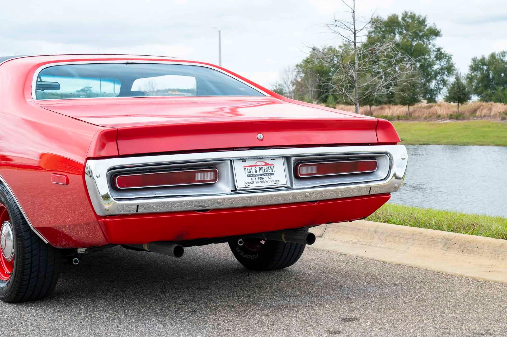 1972 Dodge Charger 10