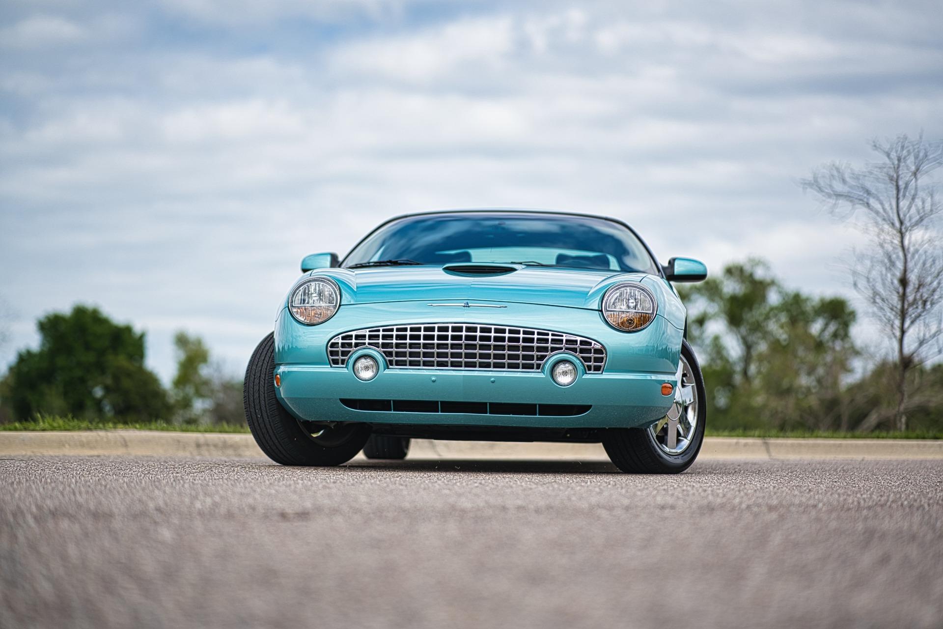 2002 Ford Thunderbird 174