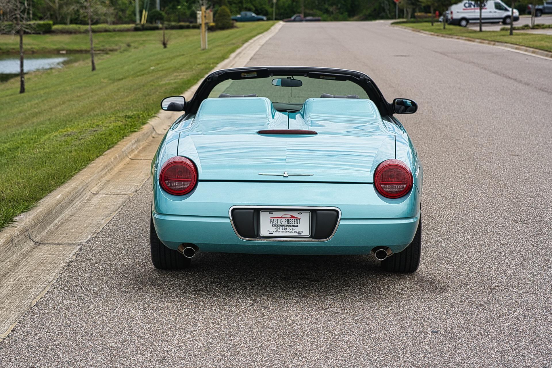 2002 Ford Thunderbird 43