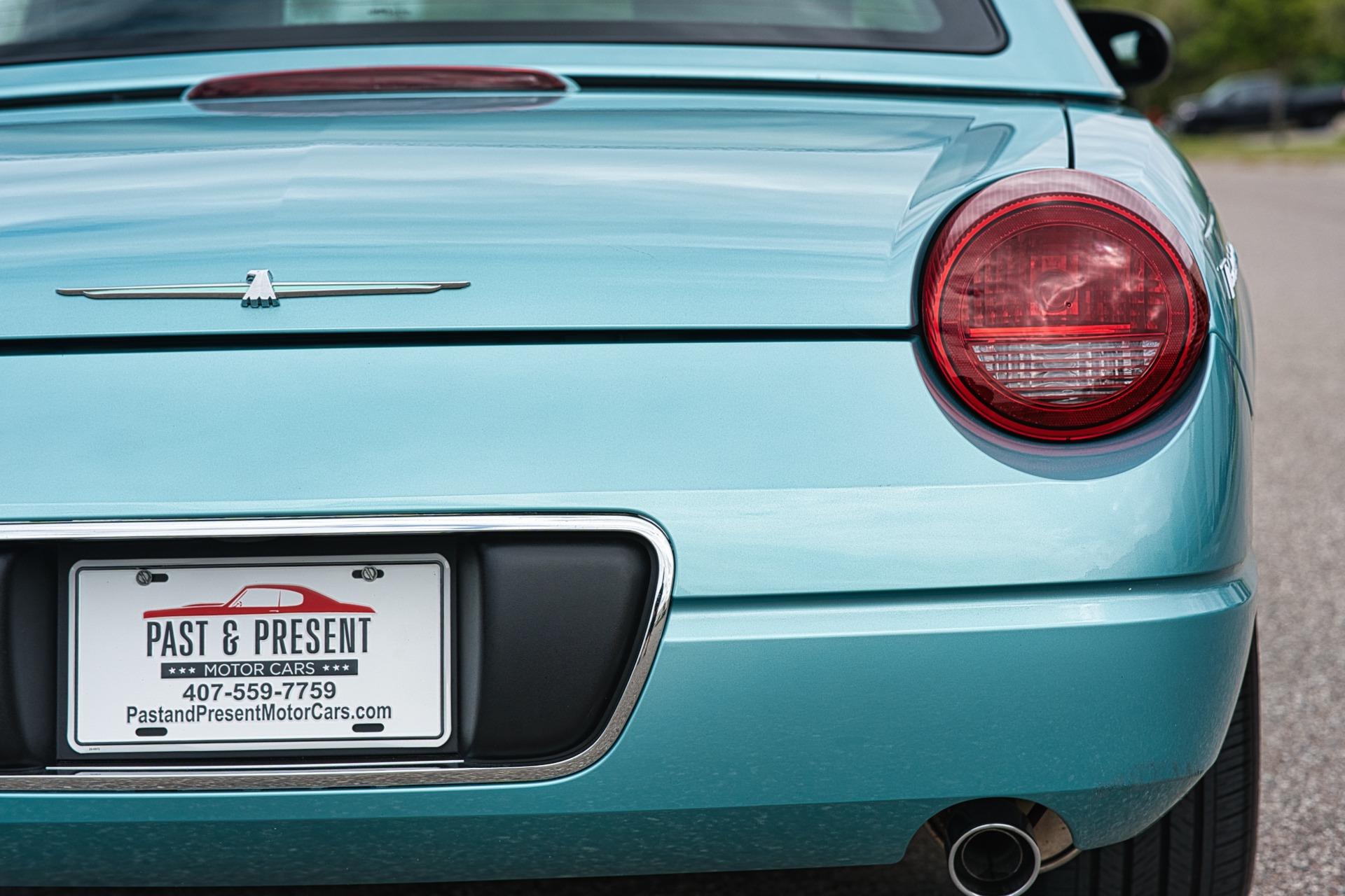 2002 Ford Thunderbird 162
