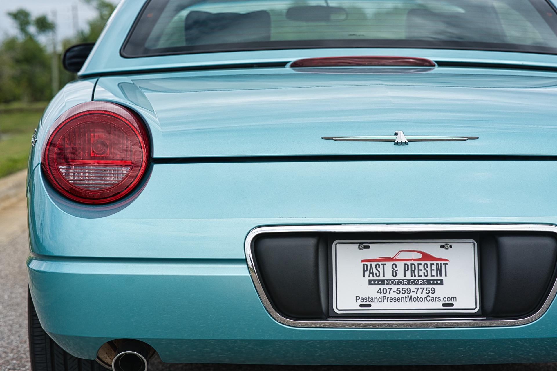 2002 Ford Thunderbird 161
