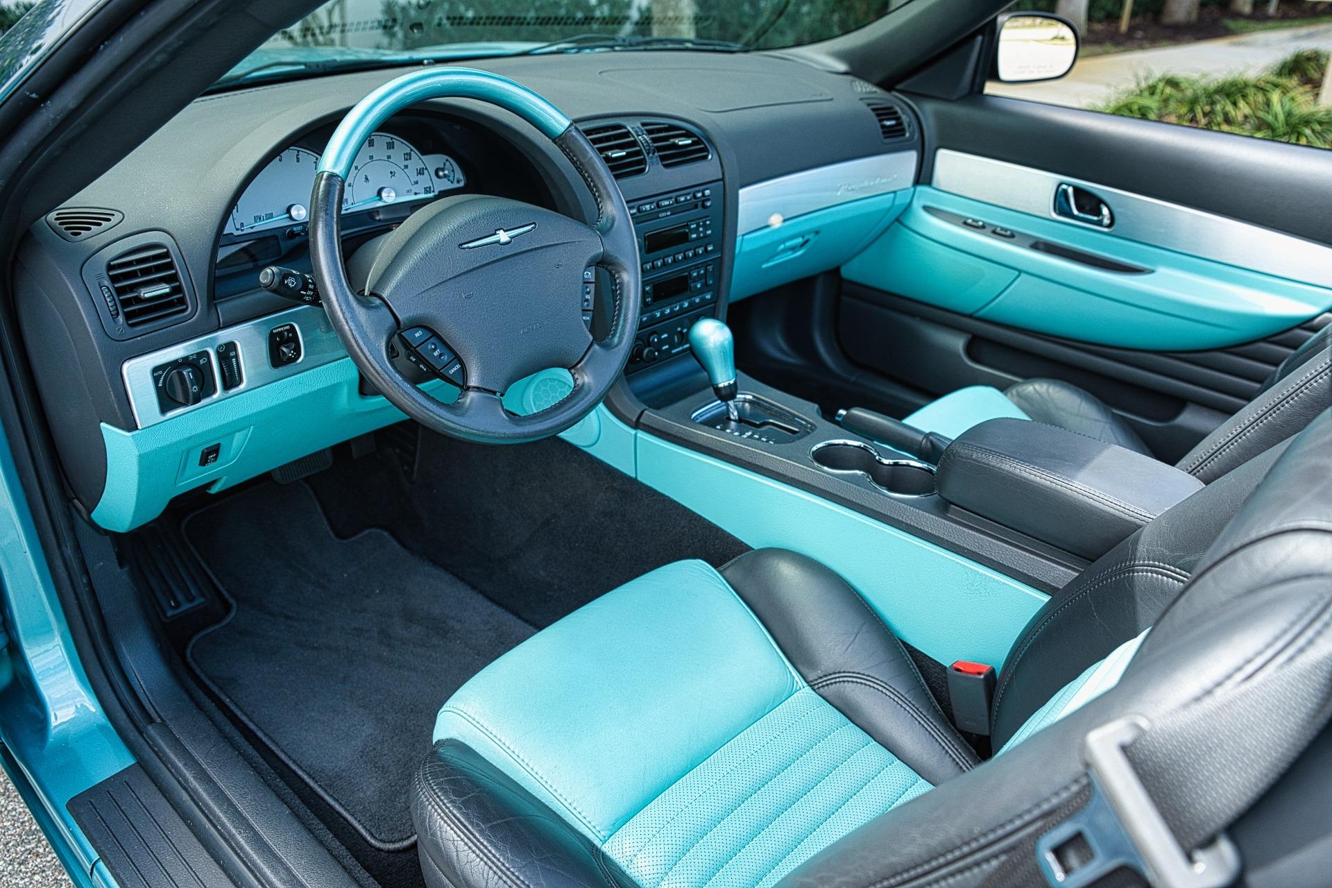 2002 Ford Thunderbird 13