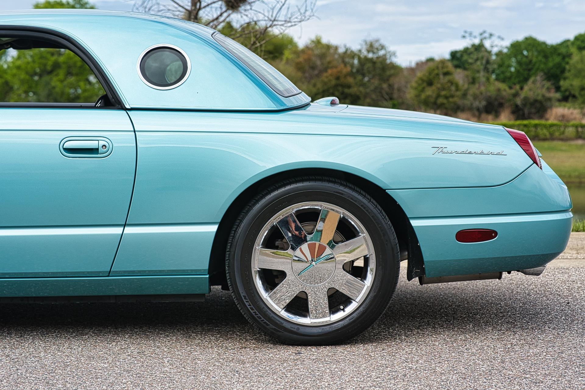 2002 Ford Thunderbird 146