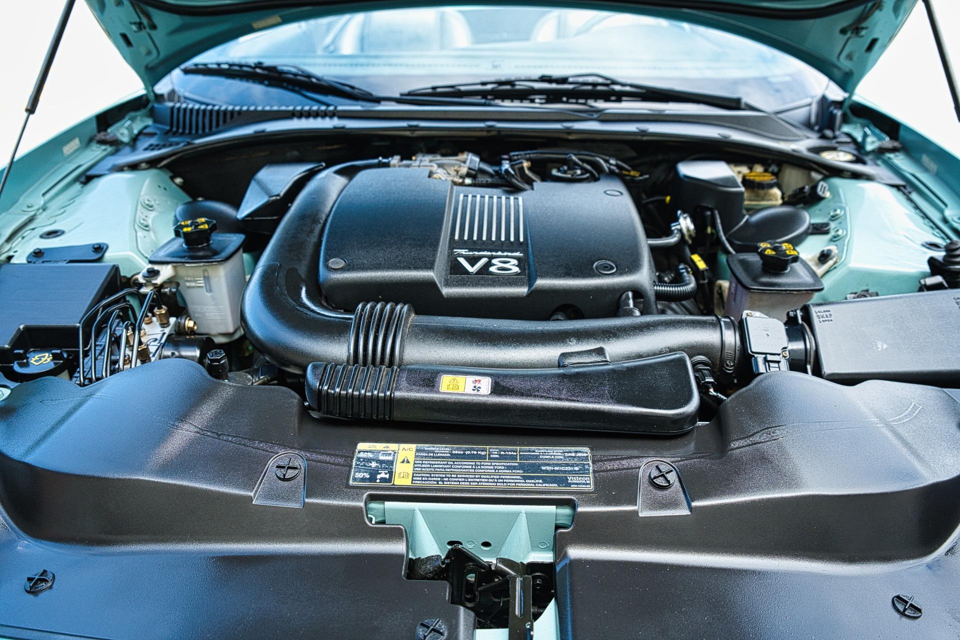 2002 Ford Thunderbird 10