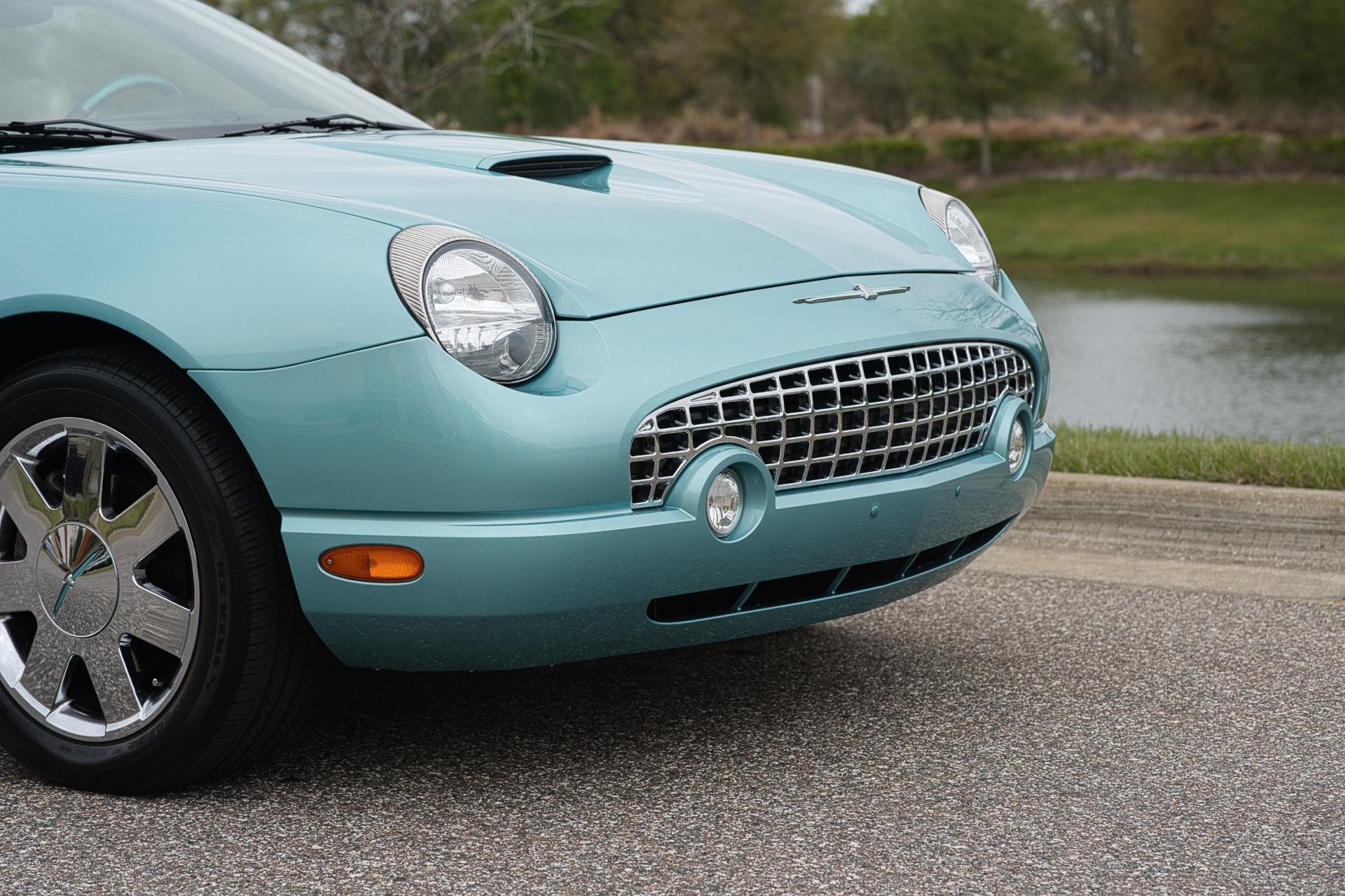 2002 Ford Thunderbird 127