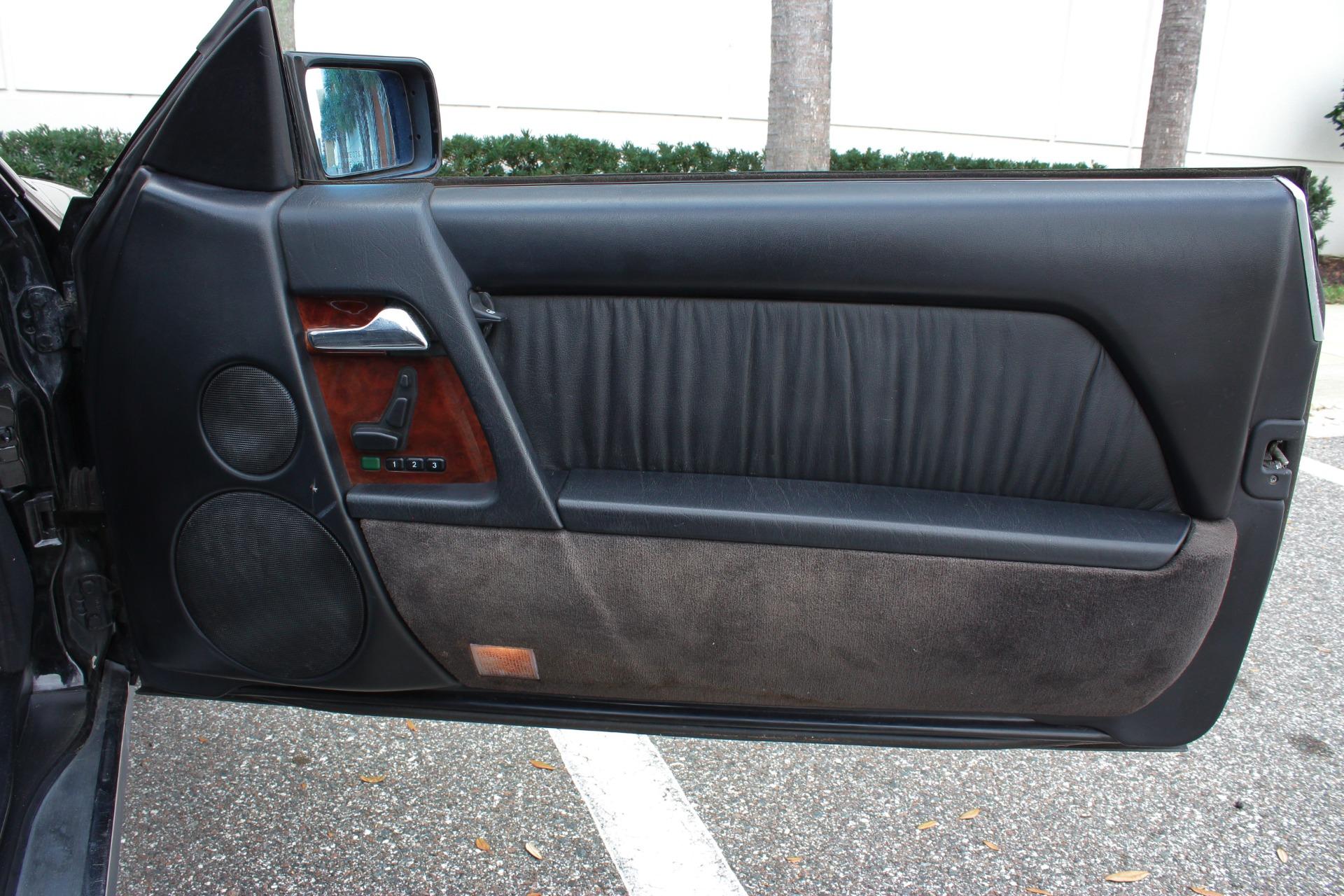 1995 Mercedes-Benz SL320 54