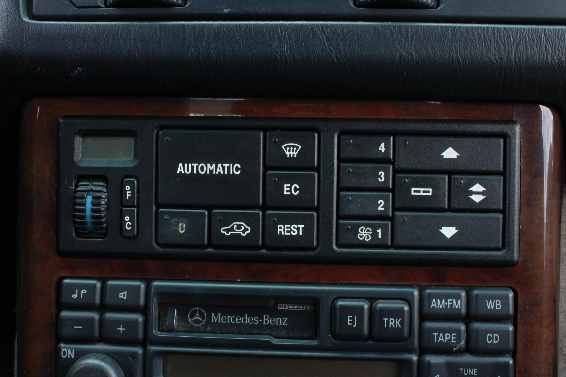 1995 Mercedes-Benz SL320 63