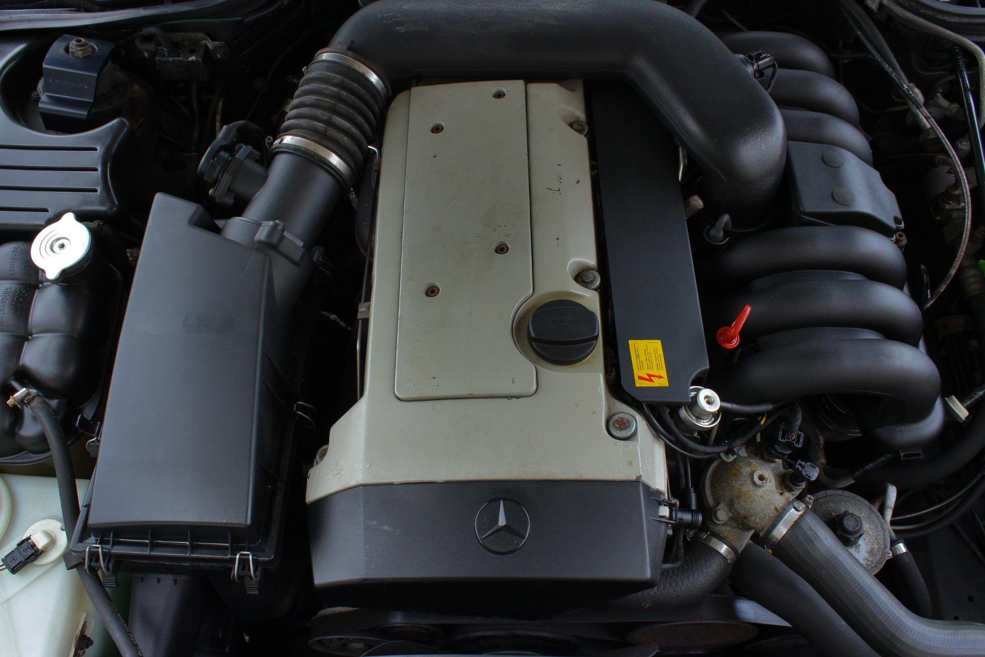 1995 Mercedes-Benz SL320 77