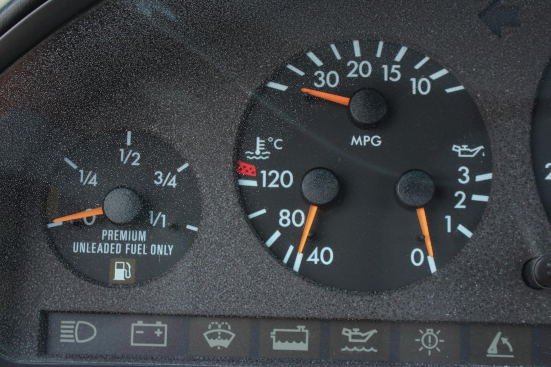 1995 Mercedes-Benz SL320 69