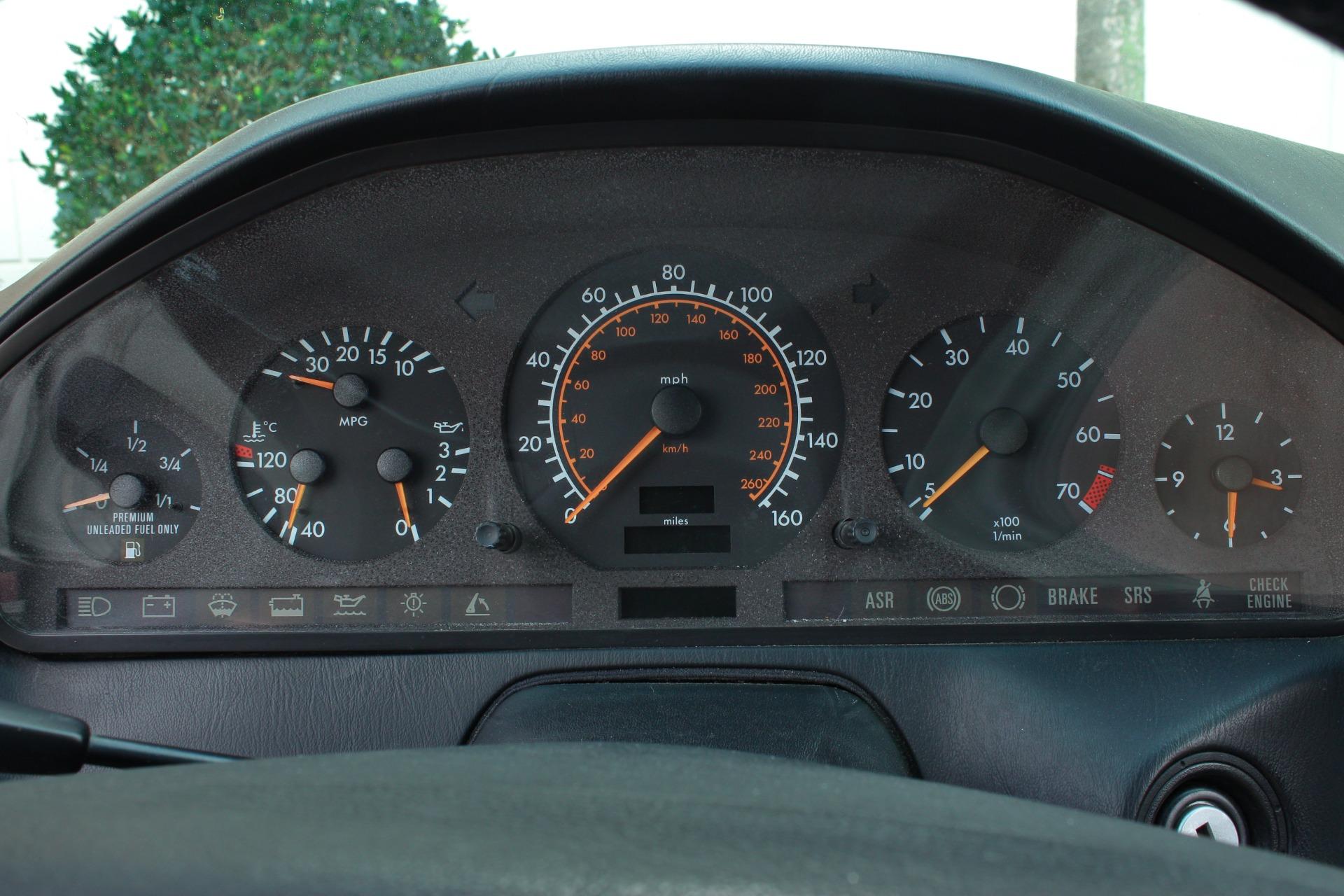 1995 Mercedes-Benz SL320 68