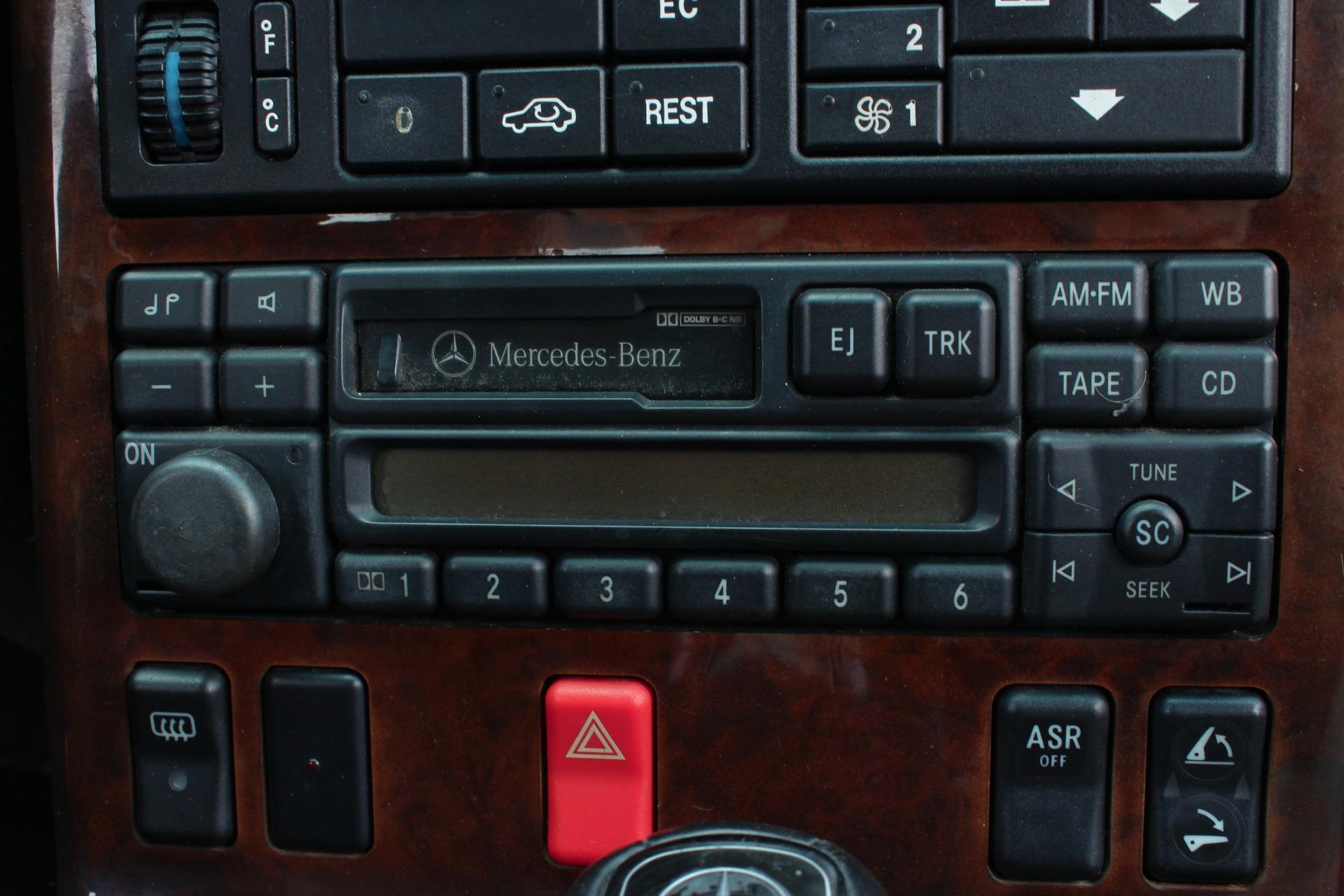 1995 Mercedes-Benz SL320 62