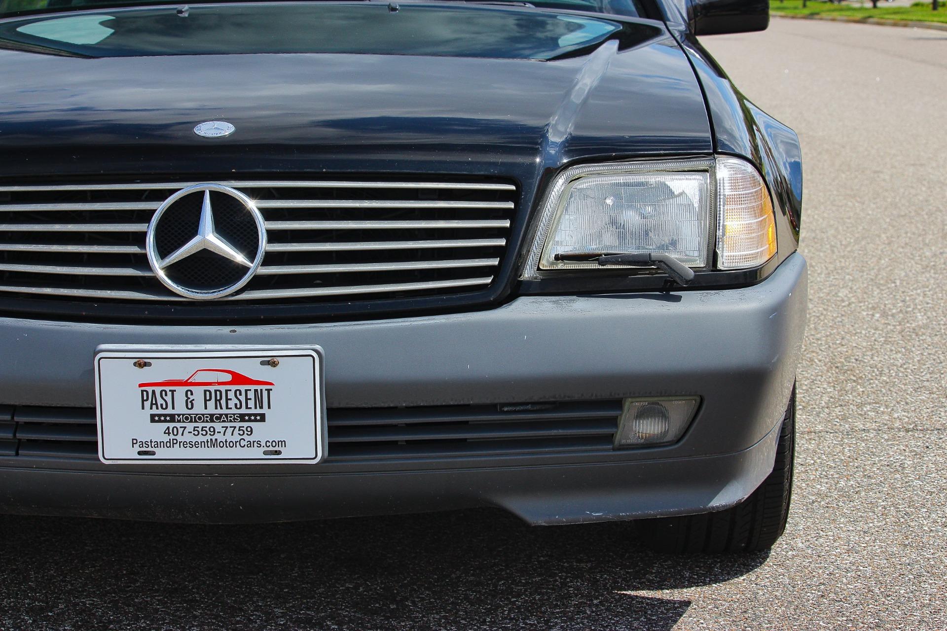 1995 Mercedes-Benz SL320 23