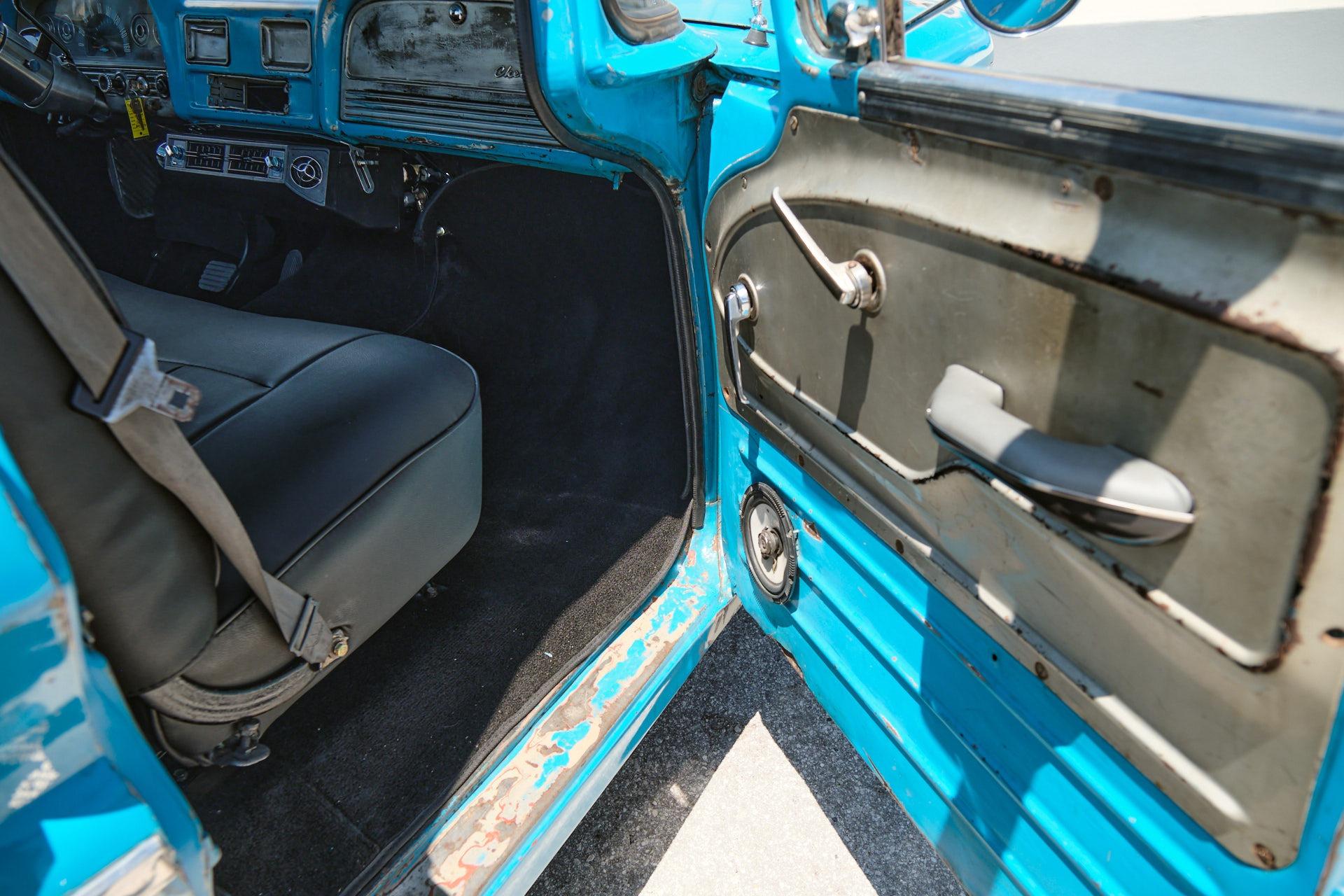 1960 Chevrolet Apache 38