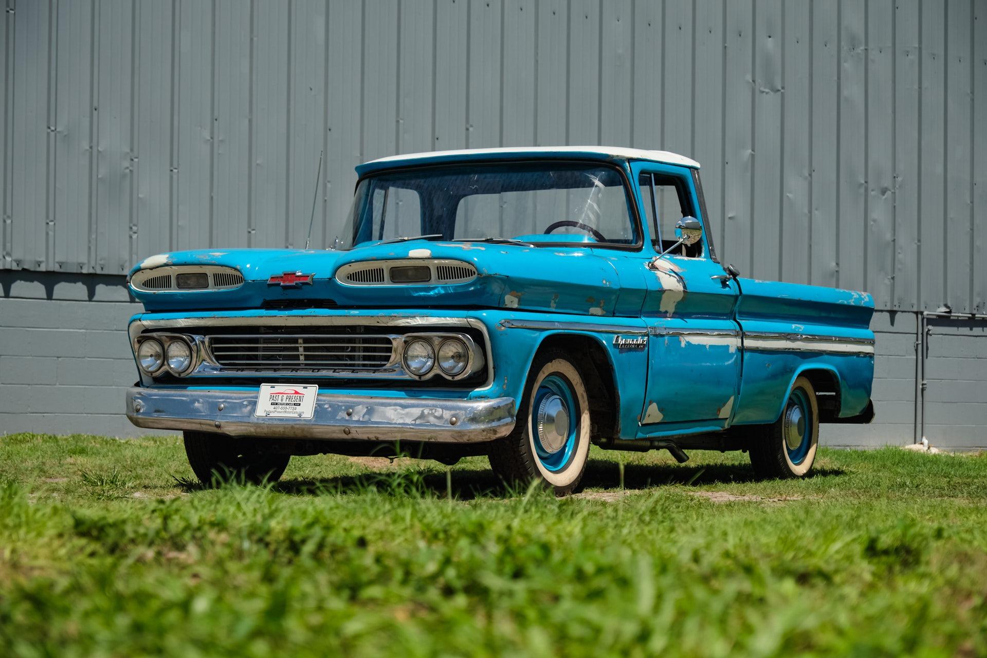 1960 Chevrolet Apache 32