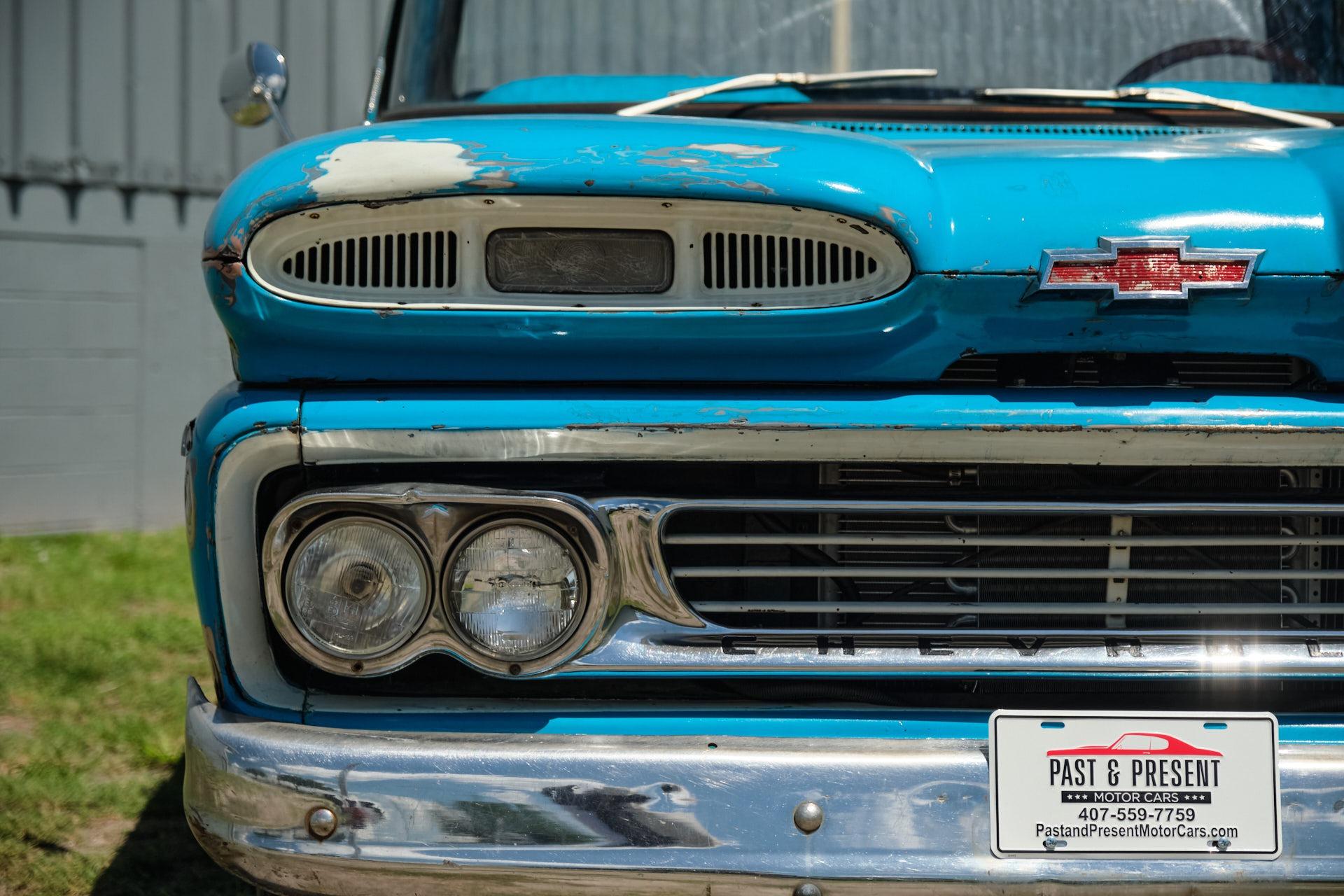 1960 Chevrolet Apache 21